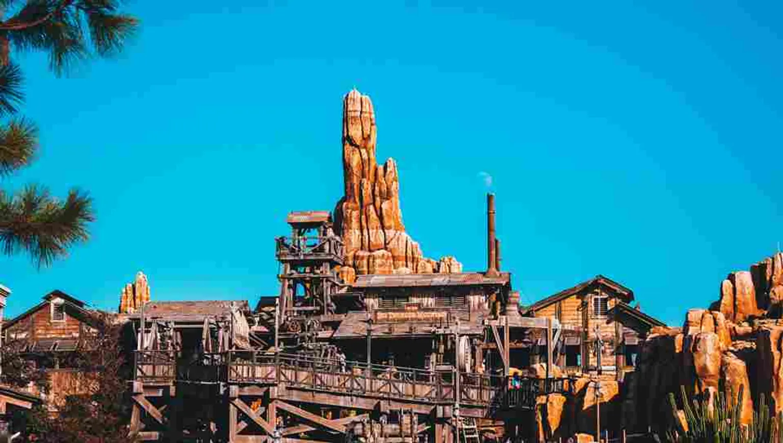 japan theme parks​