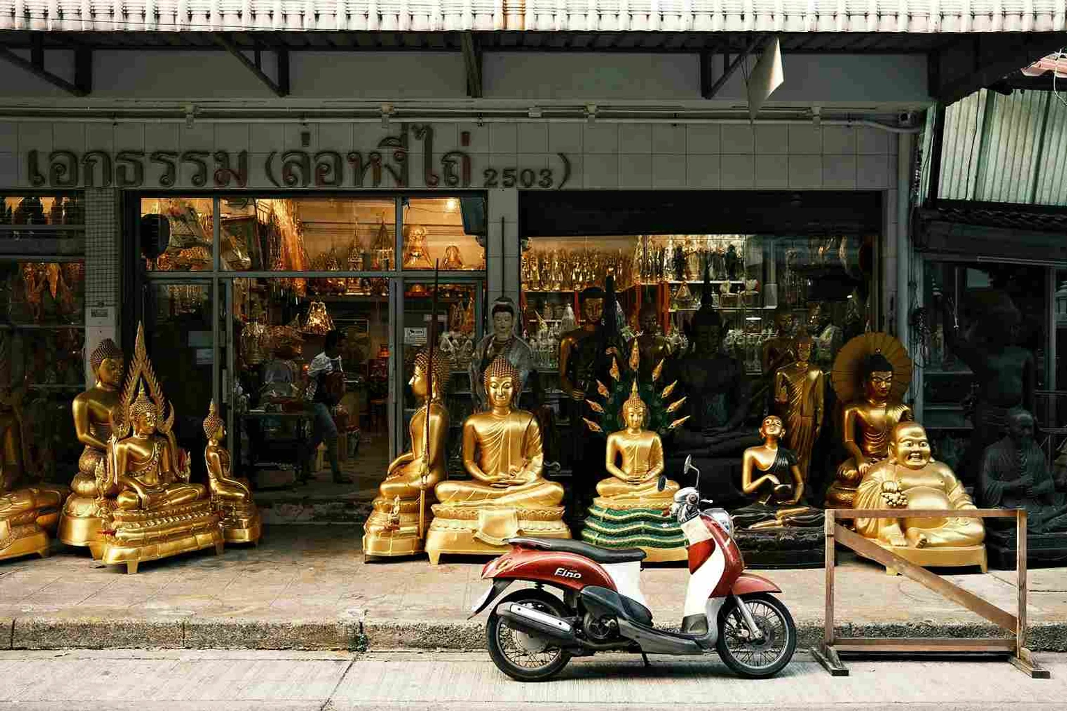things to buy in Bangkok