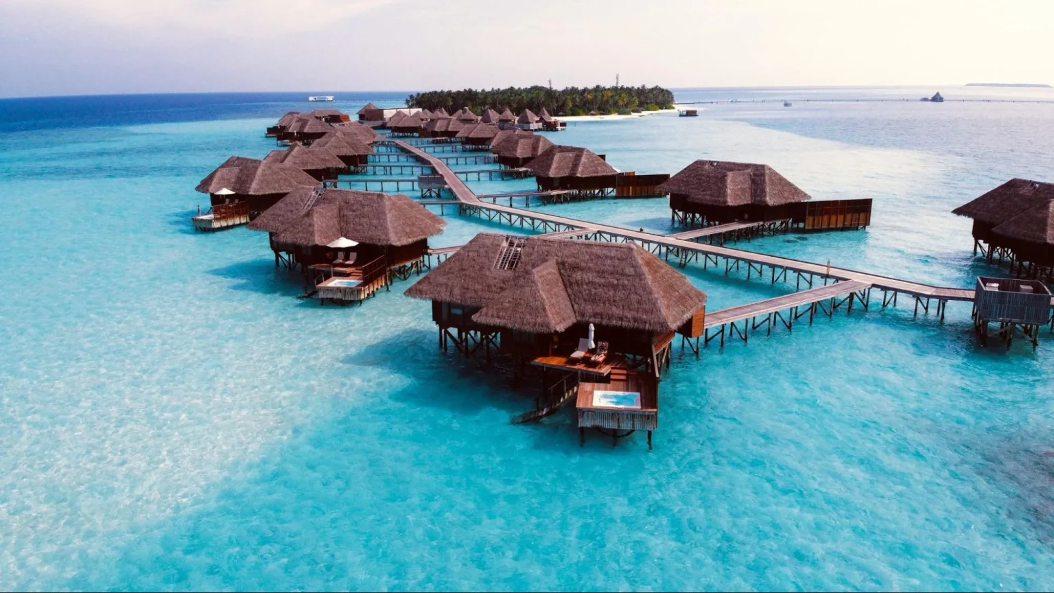 best time to visit maldives​