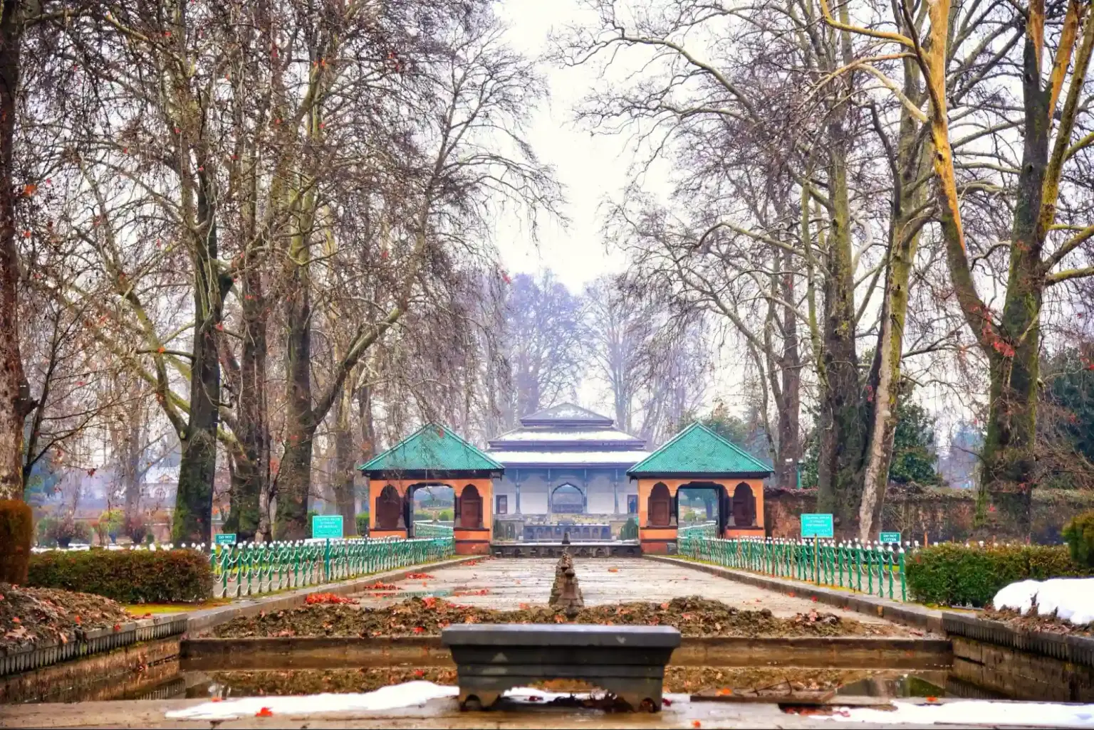 Mughal Garden Srinagar guide