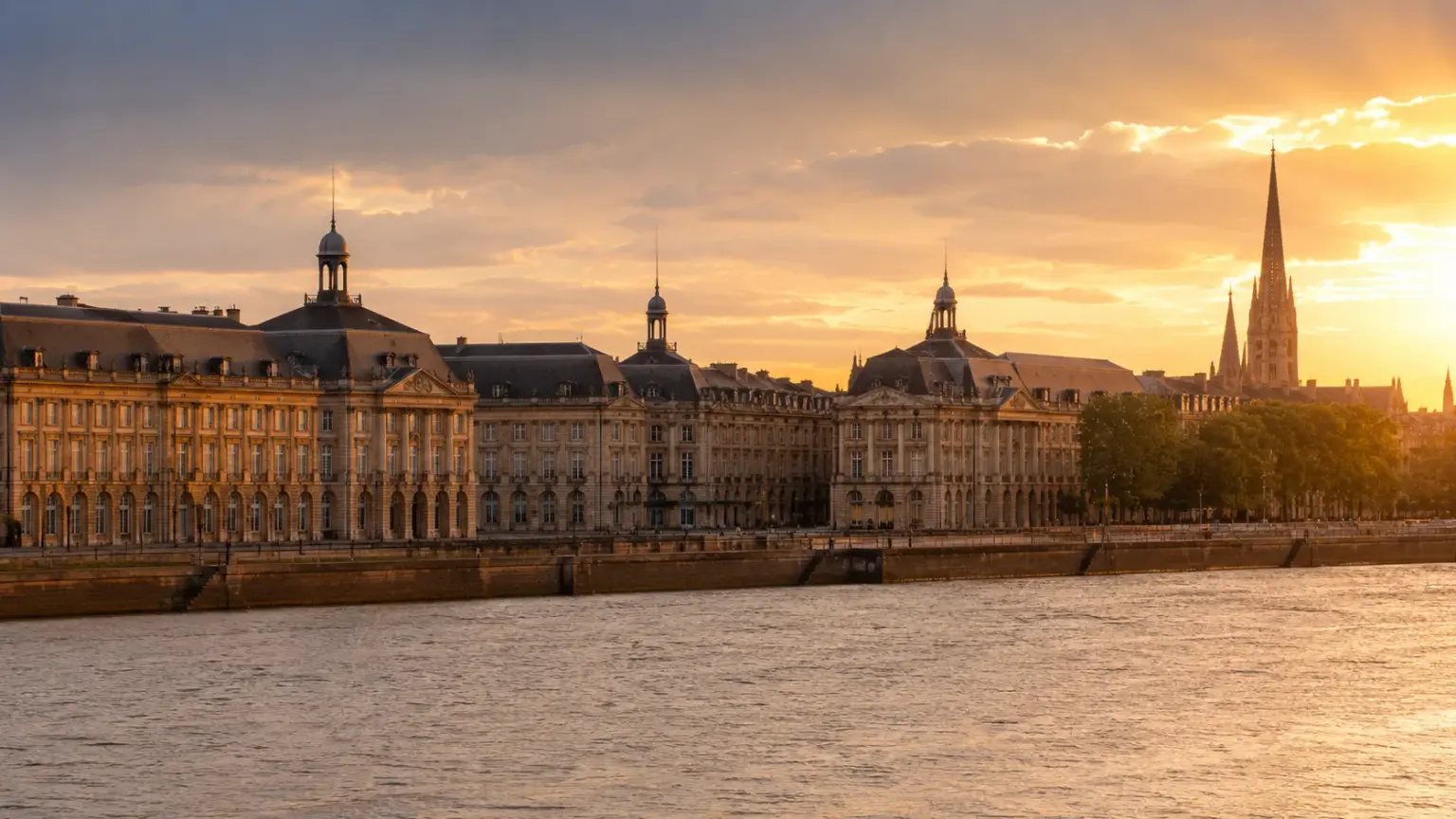Bordeaux, France, travel guide