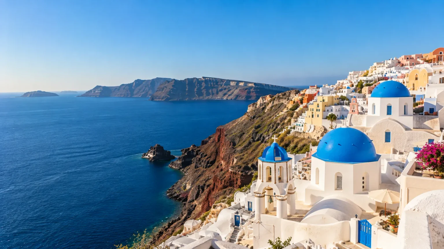 Best places to visit in Santorini, Greece