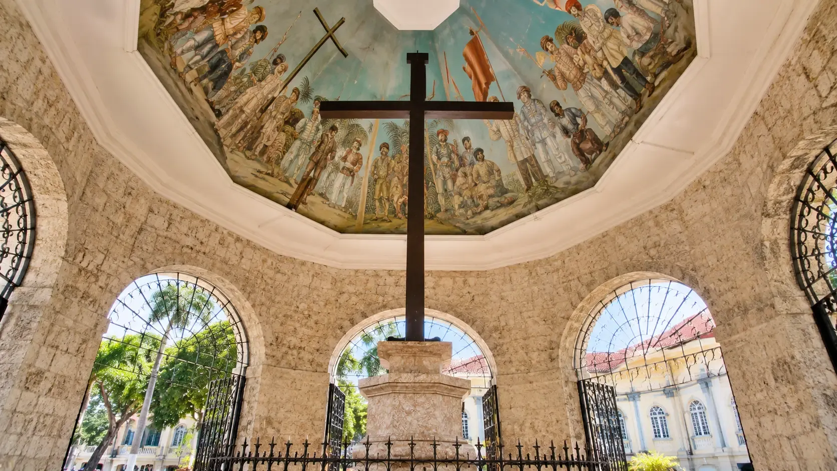 Magellan's Cross, Cebu
