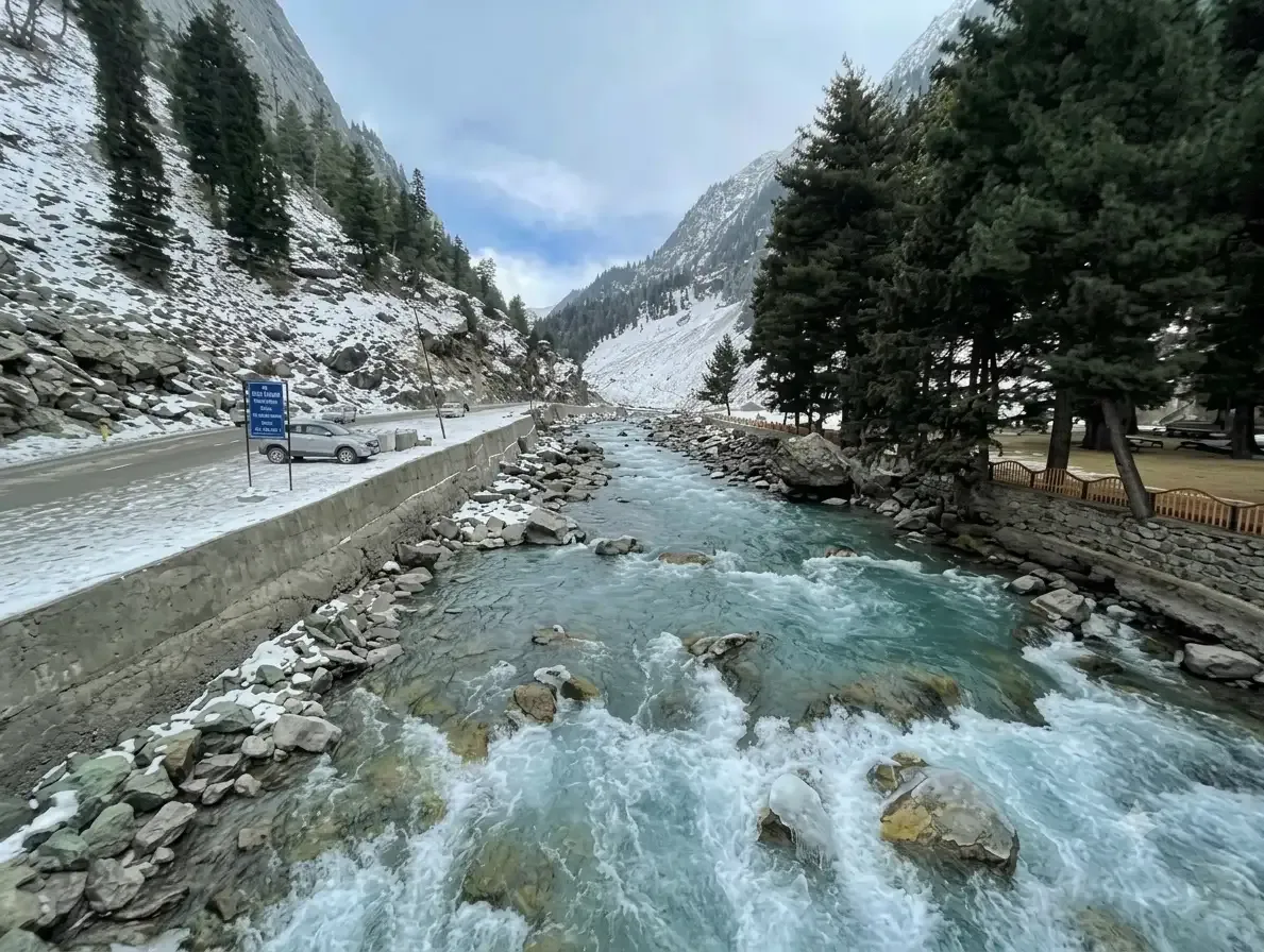Baltal Valley