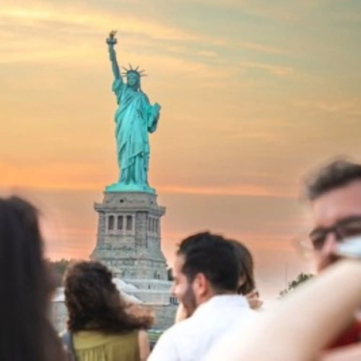 New York: Statue of Liberty Sunset Cruise