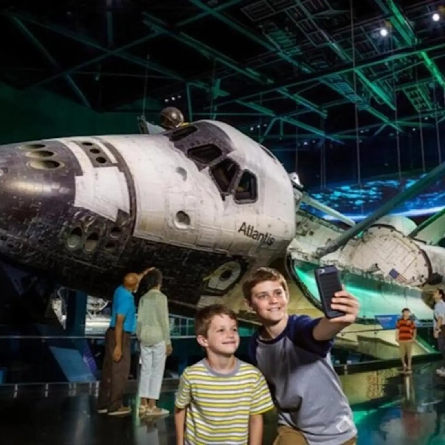 Kennedy Space Center: Small Group Guided Tour from Orlando + Breakfast