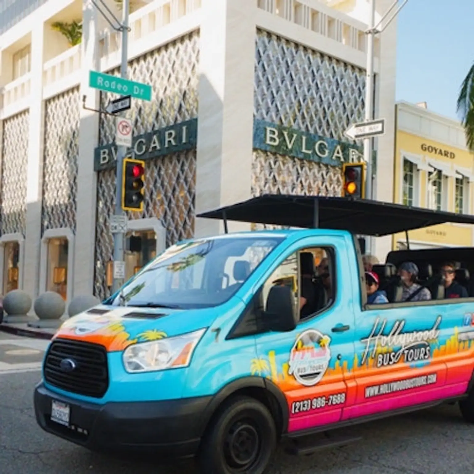 Hollywood, Beverly Hills & Celebrity Homes: Guided Open Air Bus Tour