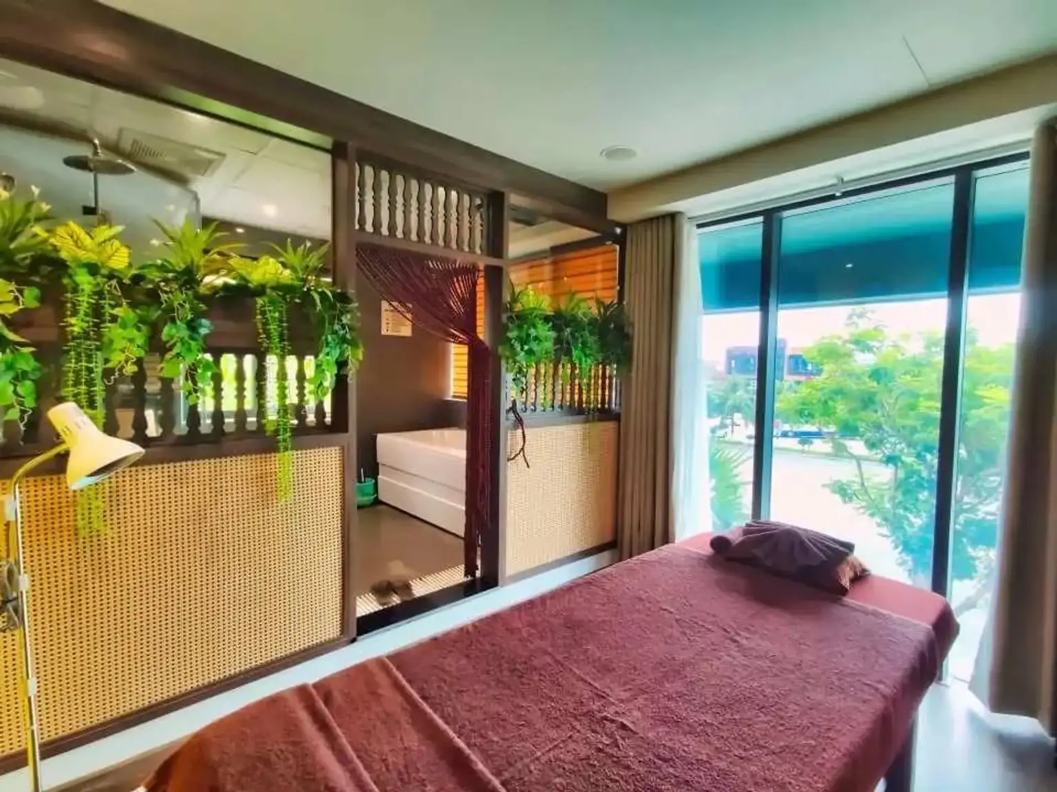 Massage - Sen Tai Thu