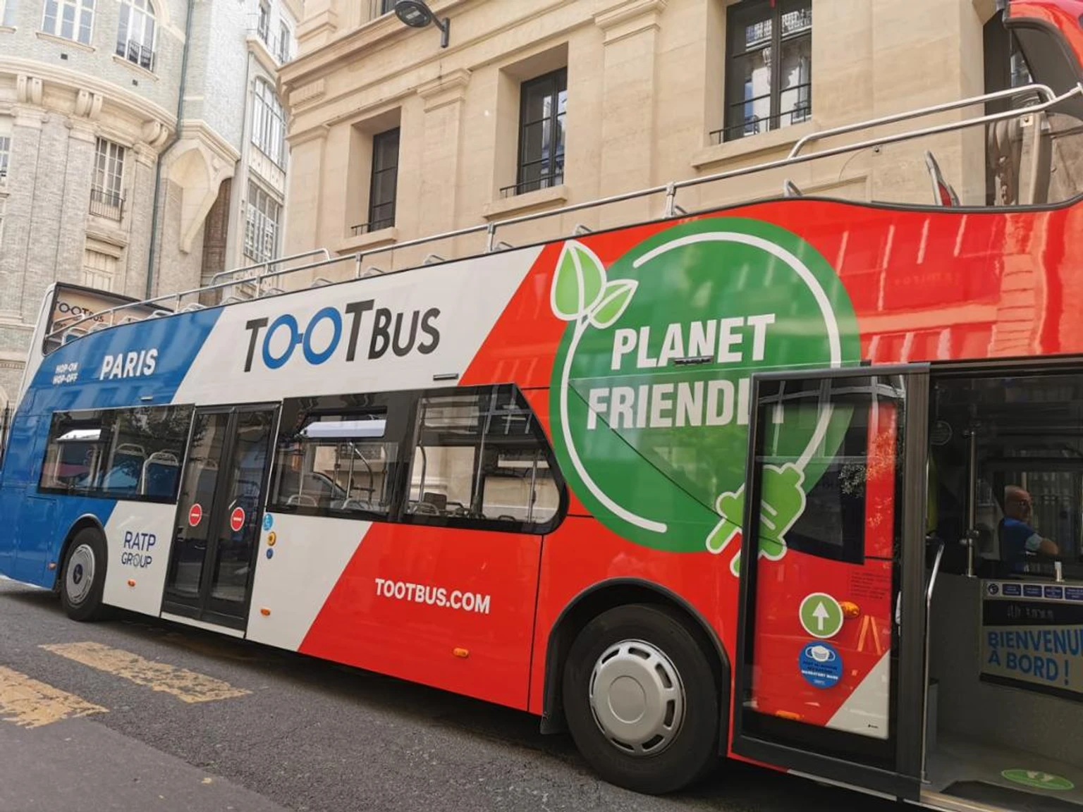 TOOTBus Paris Sightseeing Hop-On Hop-Off Tour