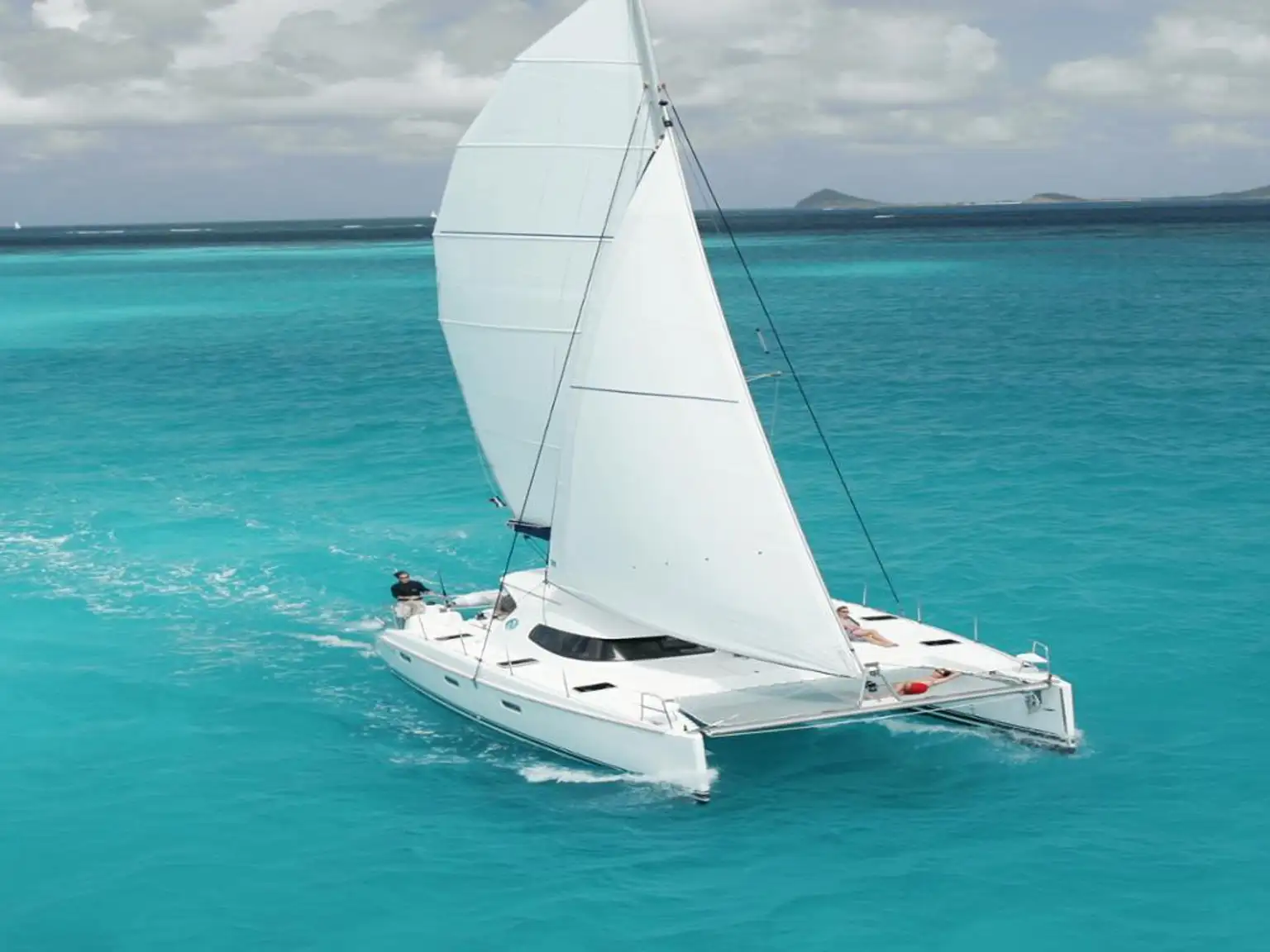 Luxury Silver Swordfish Catamaran Mahebourg