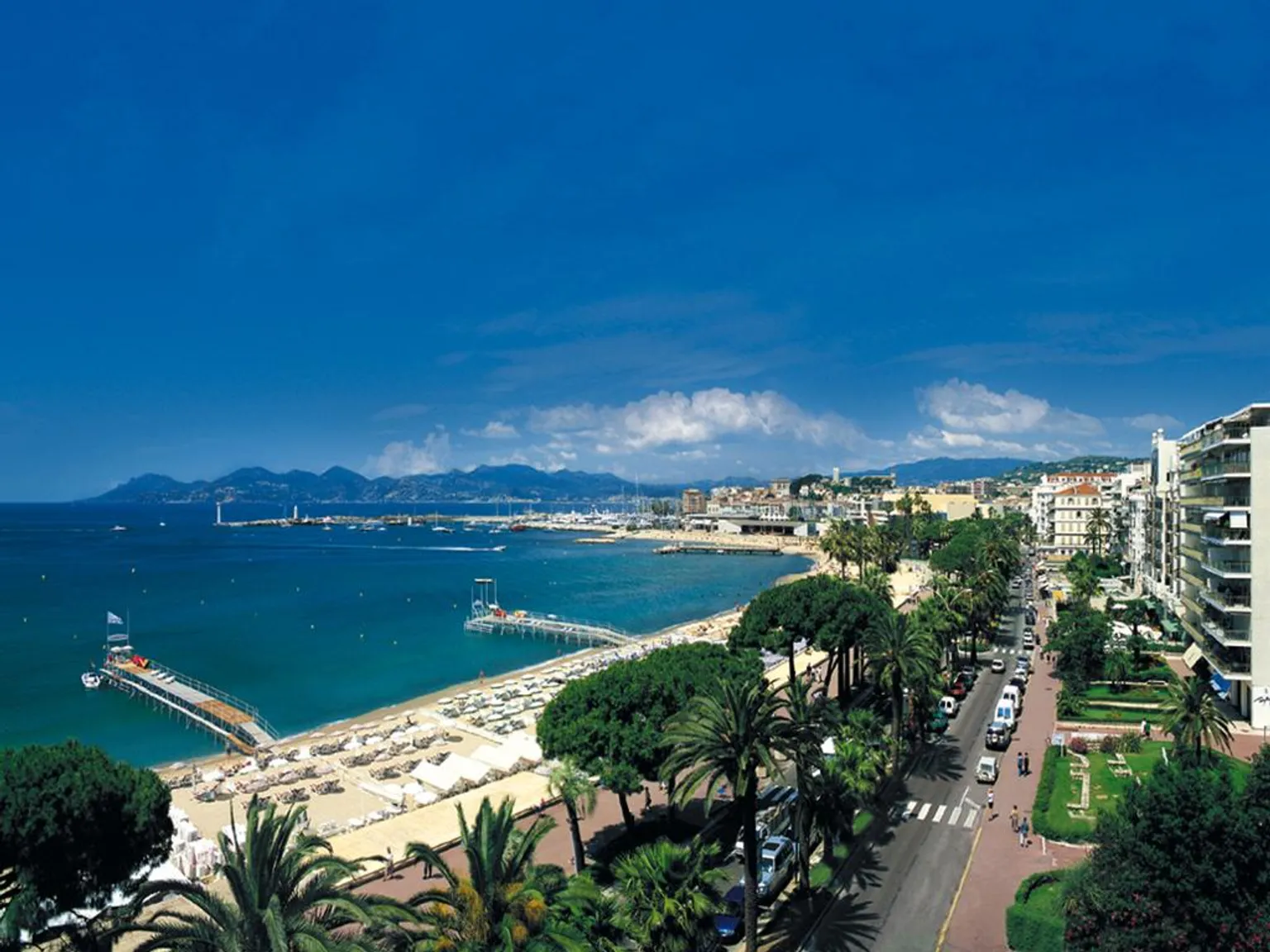 Discover Provence - Full-Day Tour