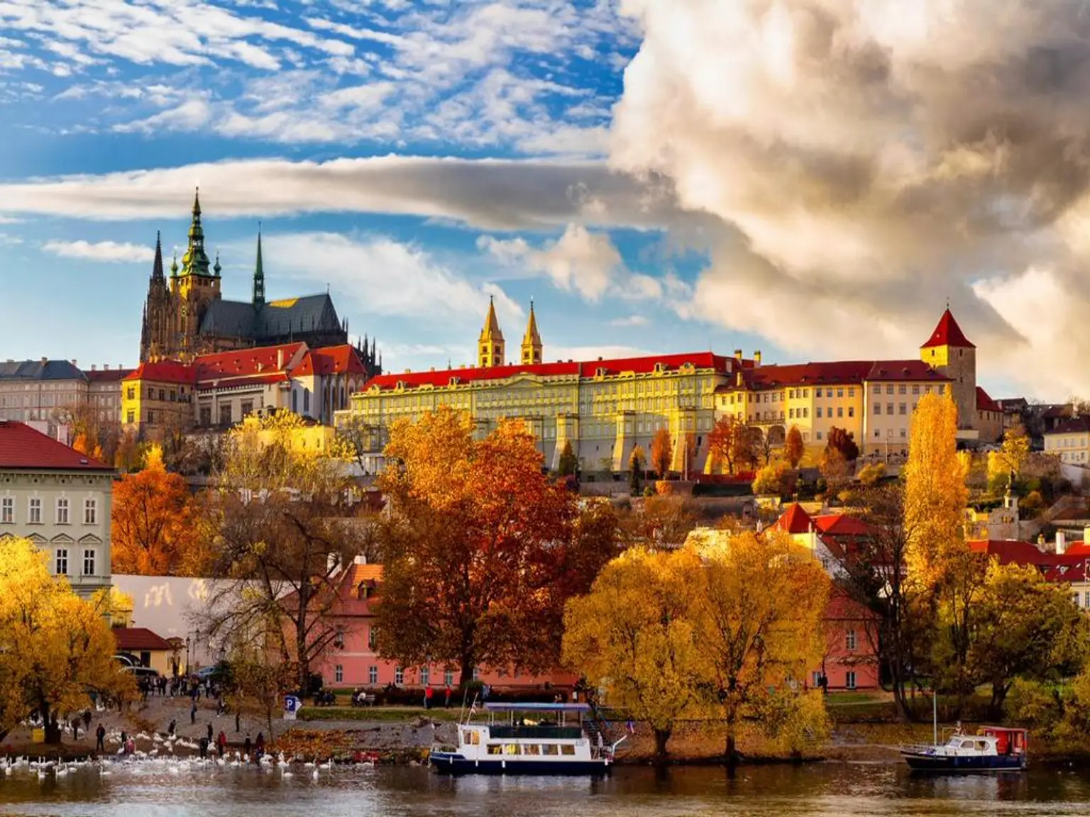 Prague Castle: Introduction and Tickets