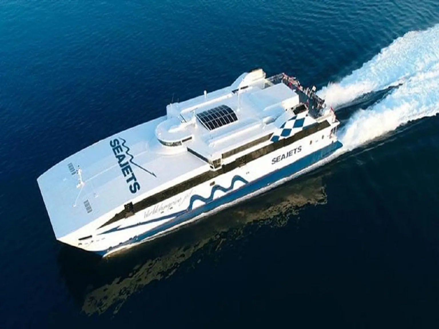 Ferry from Piraeus Port to Santorini - One-way Ticket