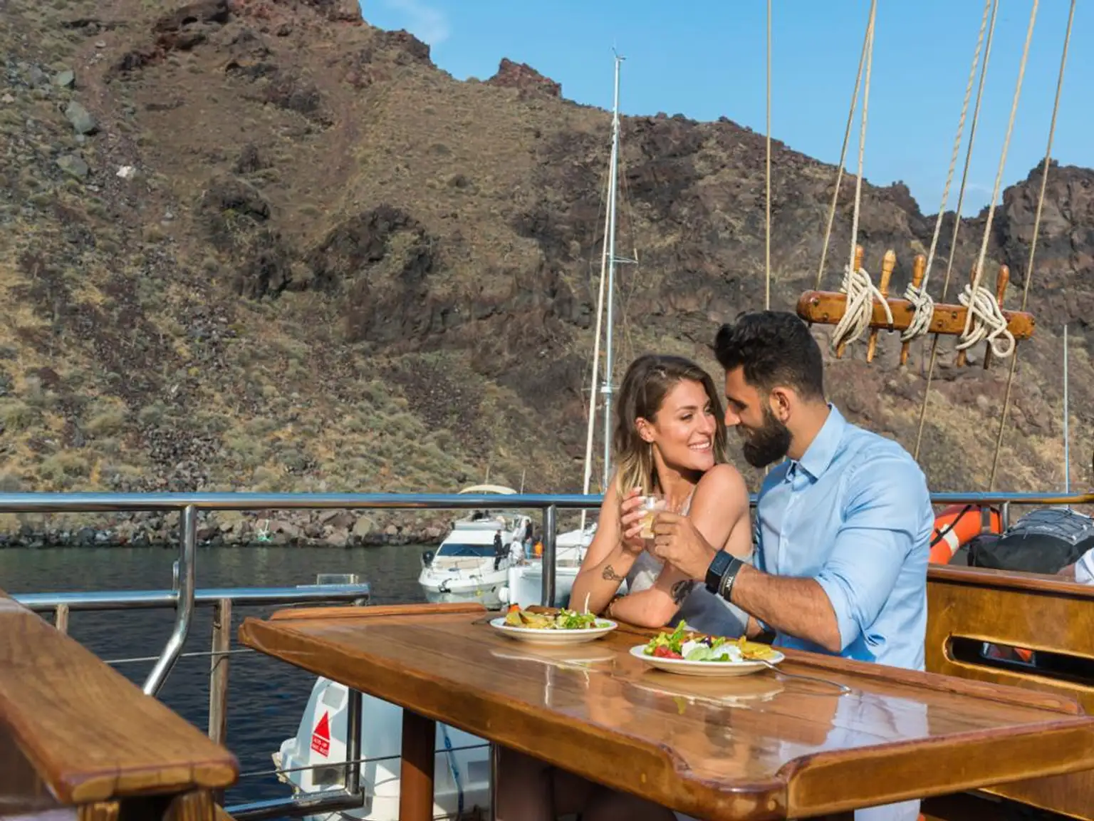 Santorini Sunset Dinner Cruise Including Nea Kameni Visit