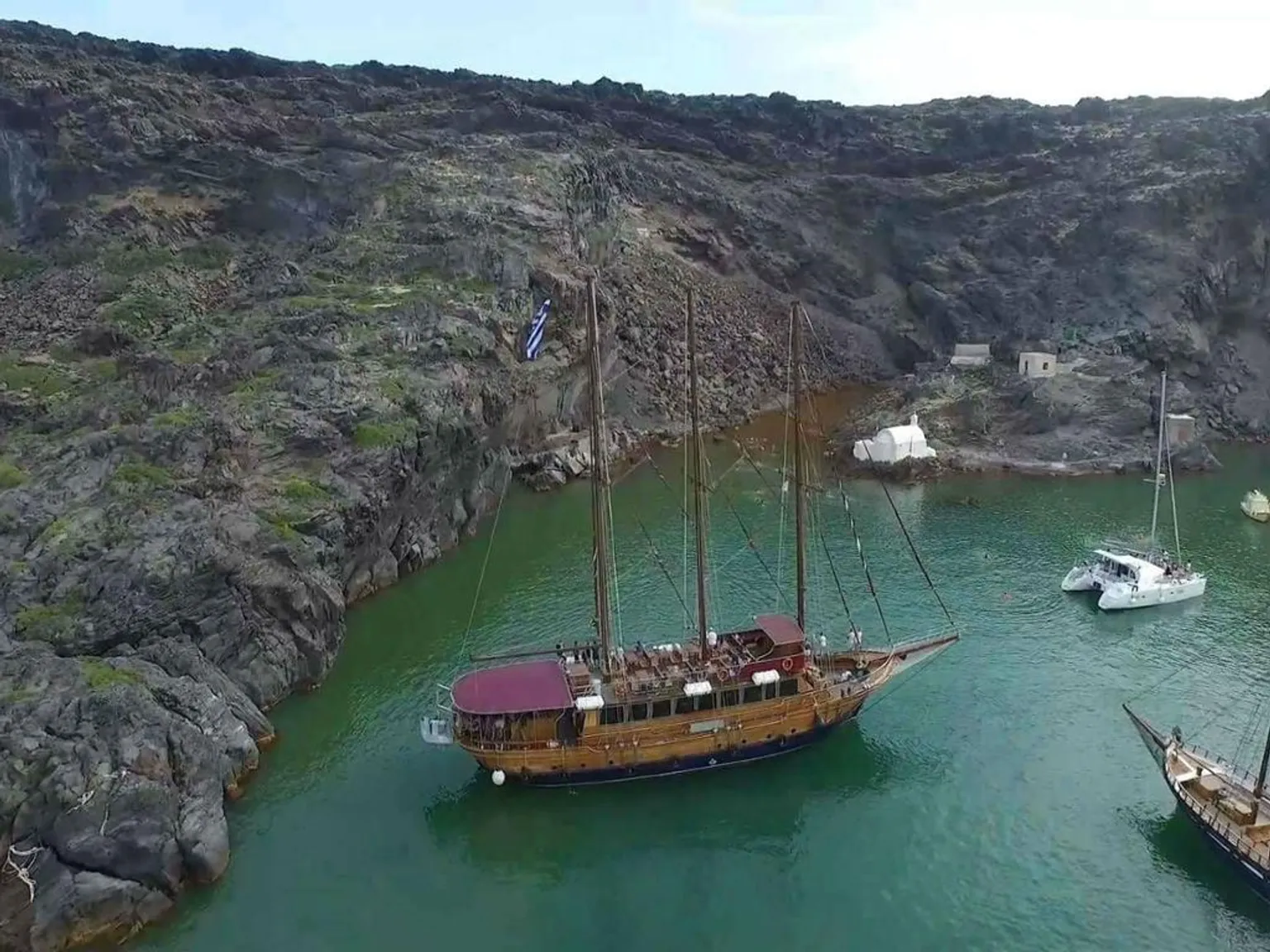 Volcano - Hot Springs Sunset and Dinner Cruise