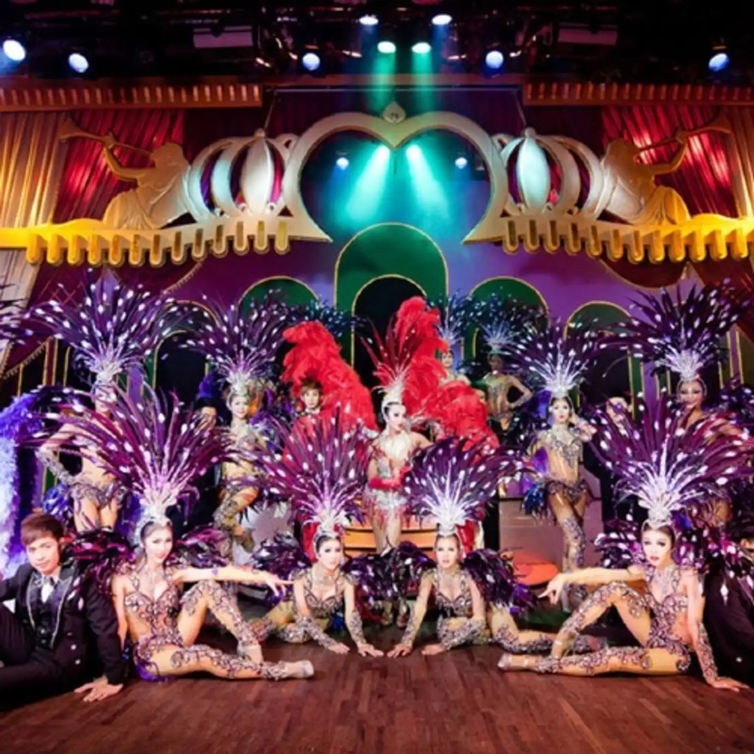 Simon Cabaret Show