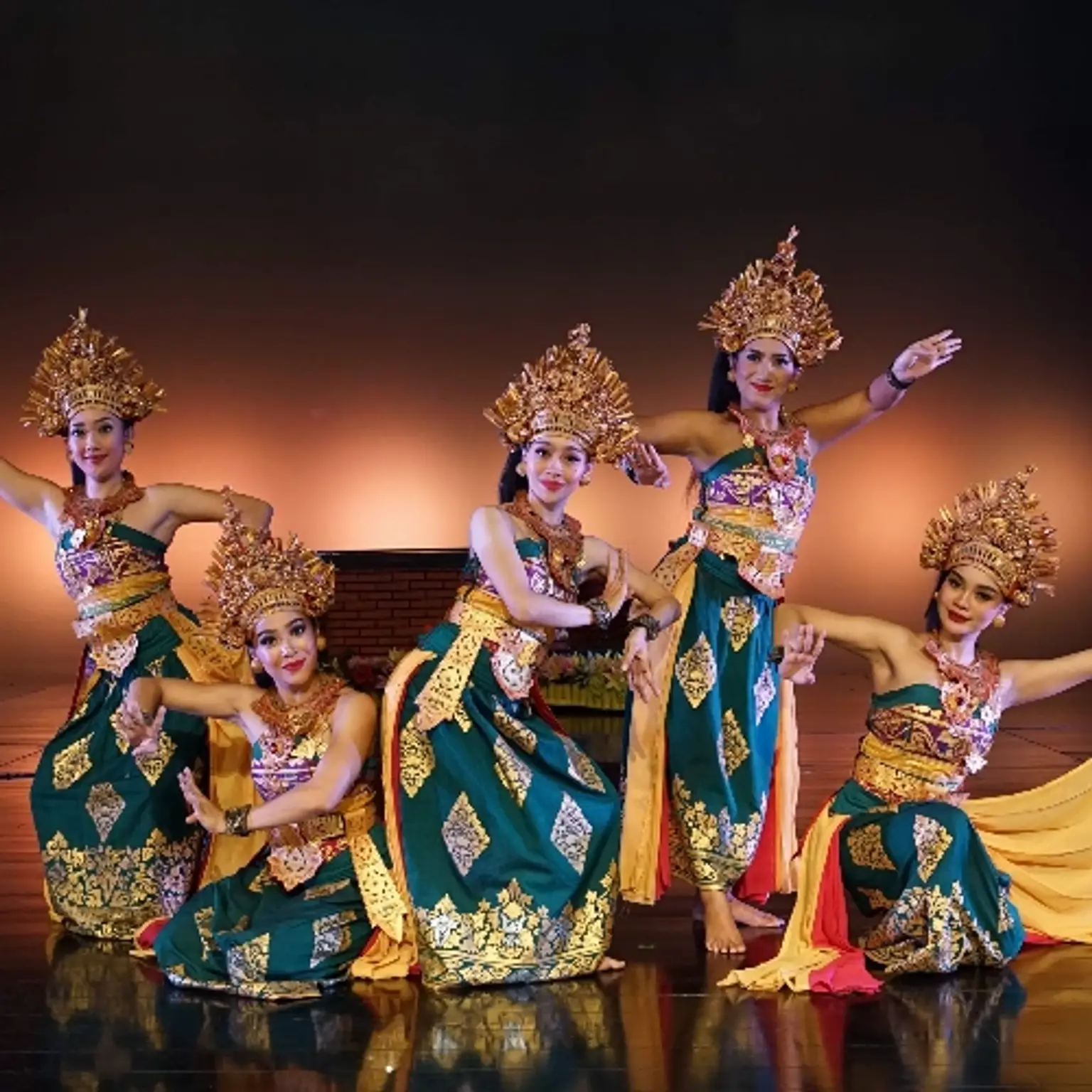 Devdan Show - Category VIP
