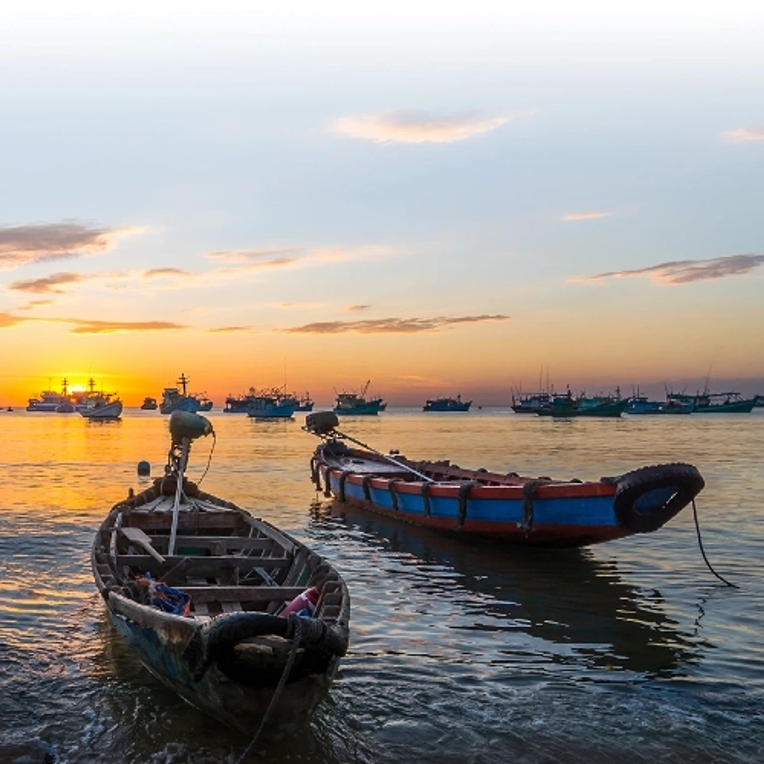 Sunset & Night Squid Fishing