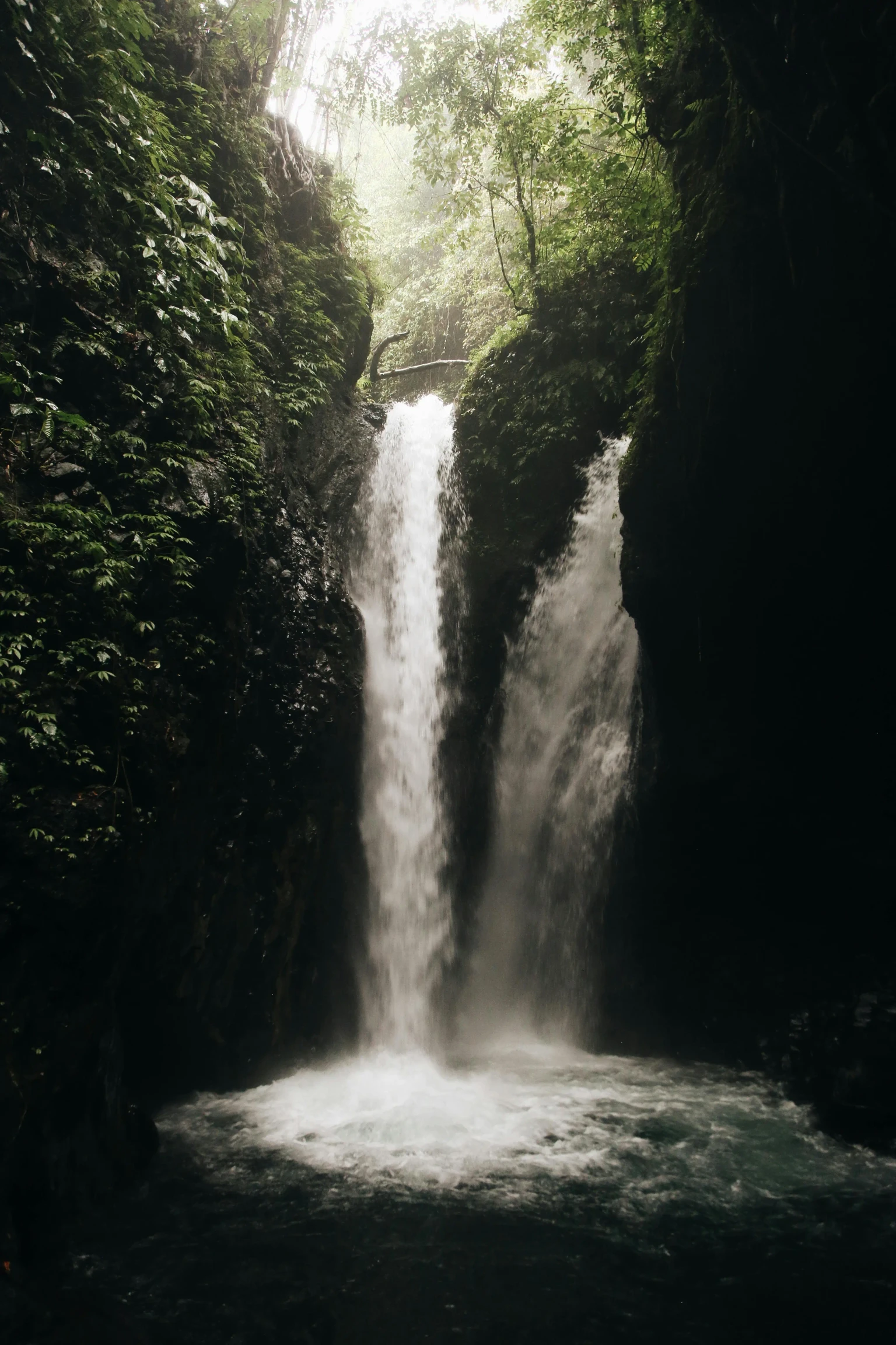 Git Git Waterfall · Handara Gate
