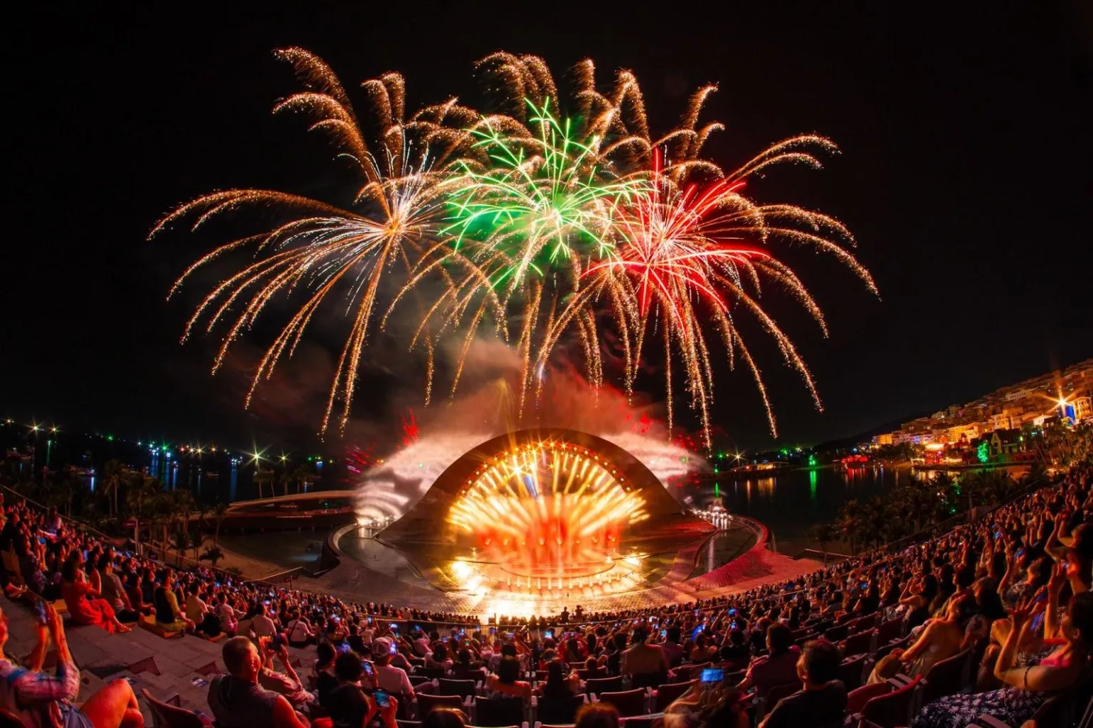 Symphony of the Sea Show | Kiss of the Sea Show