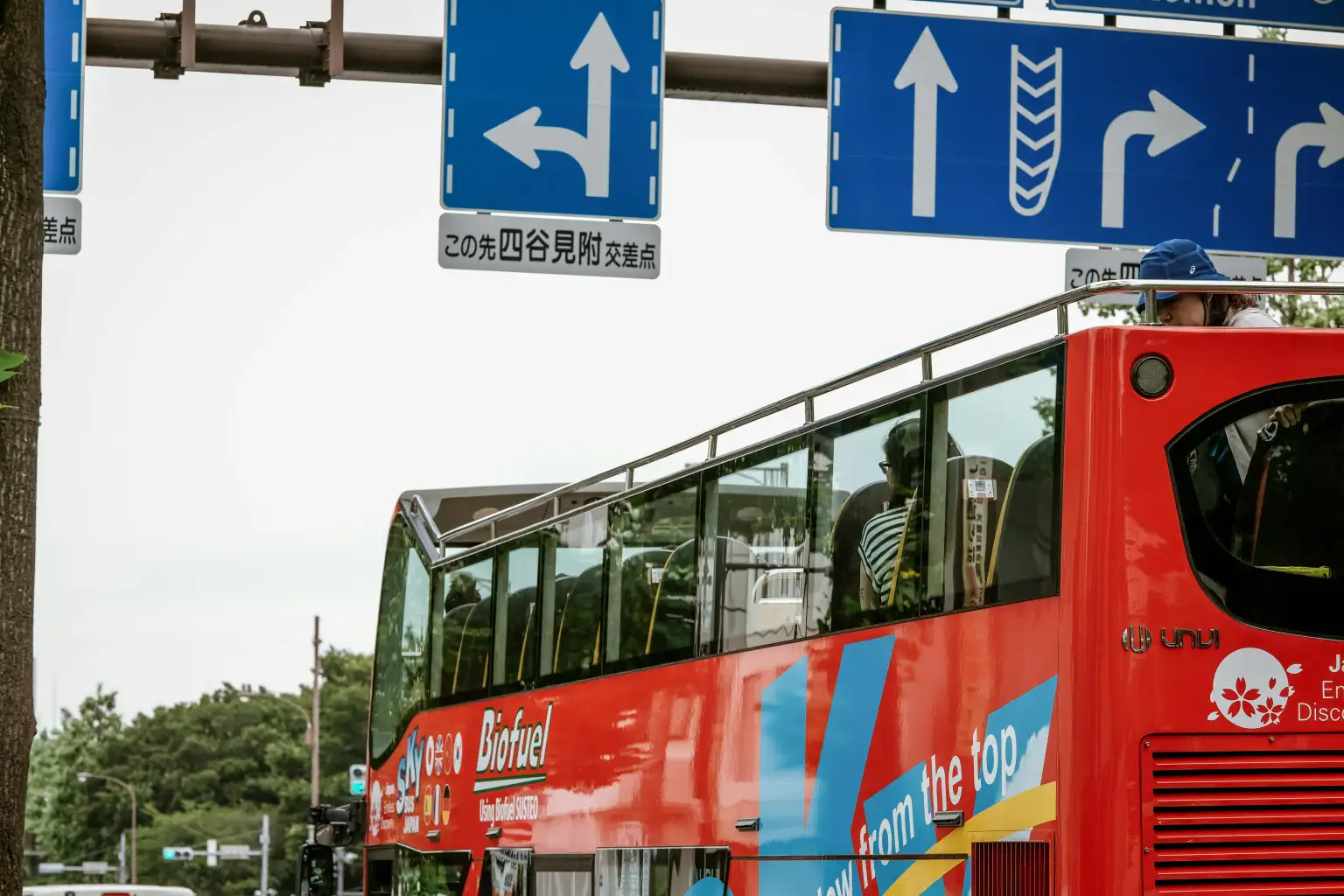 Hop-On Hop-Off Bus by Skyhop