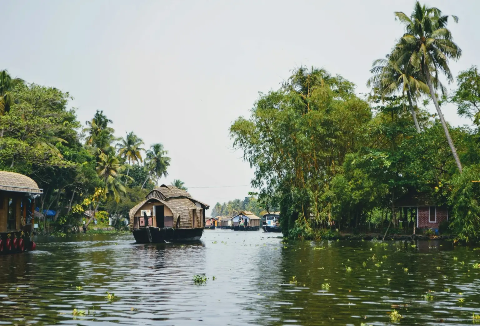 Kerala HONEYMOON Tour Packages