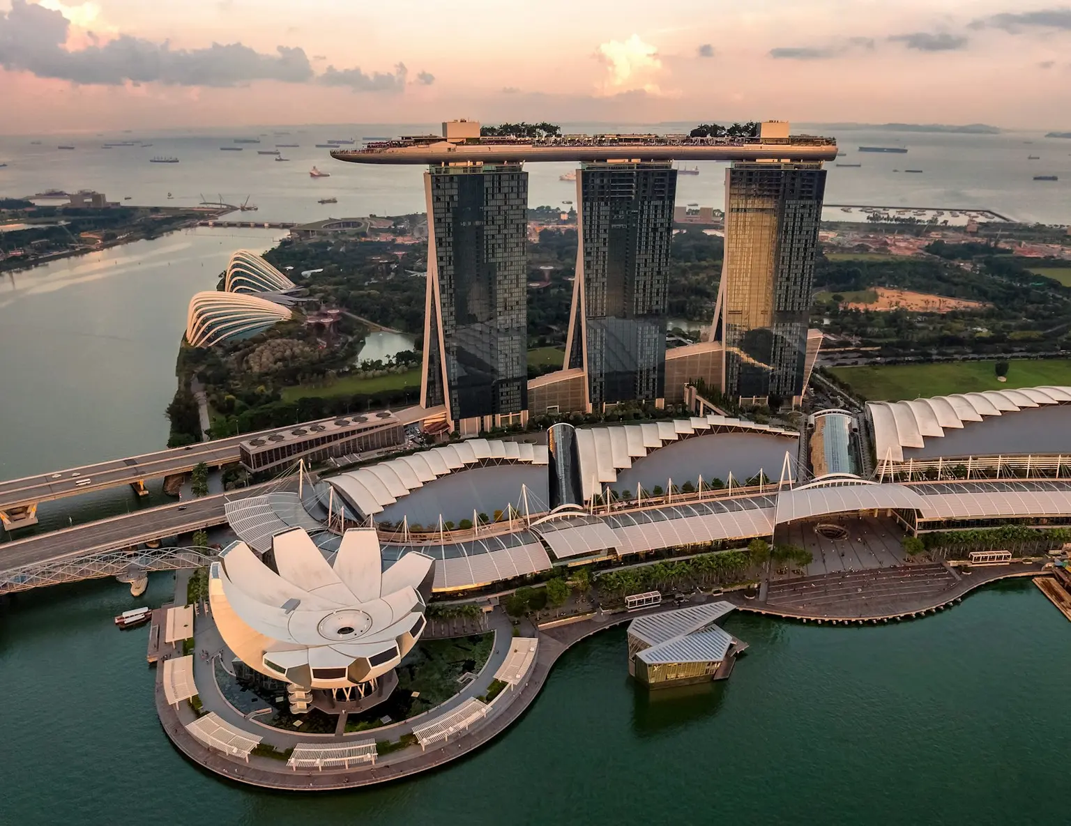 Singapore Luxury Tour Packages