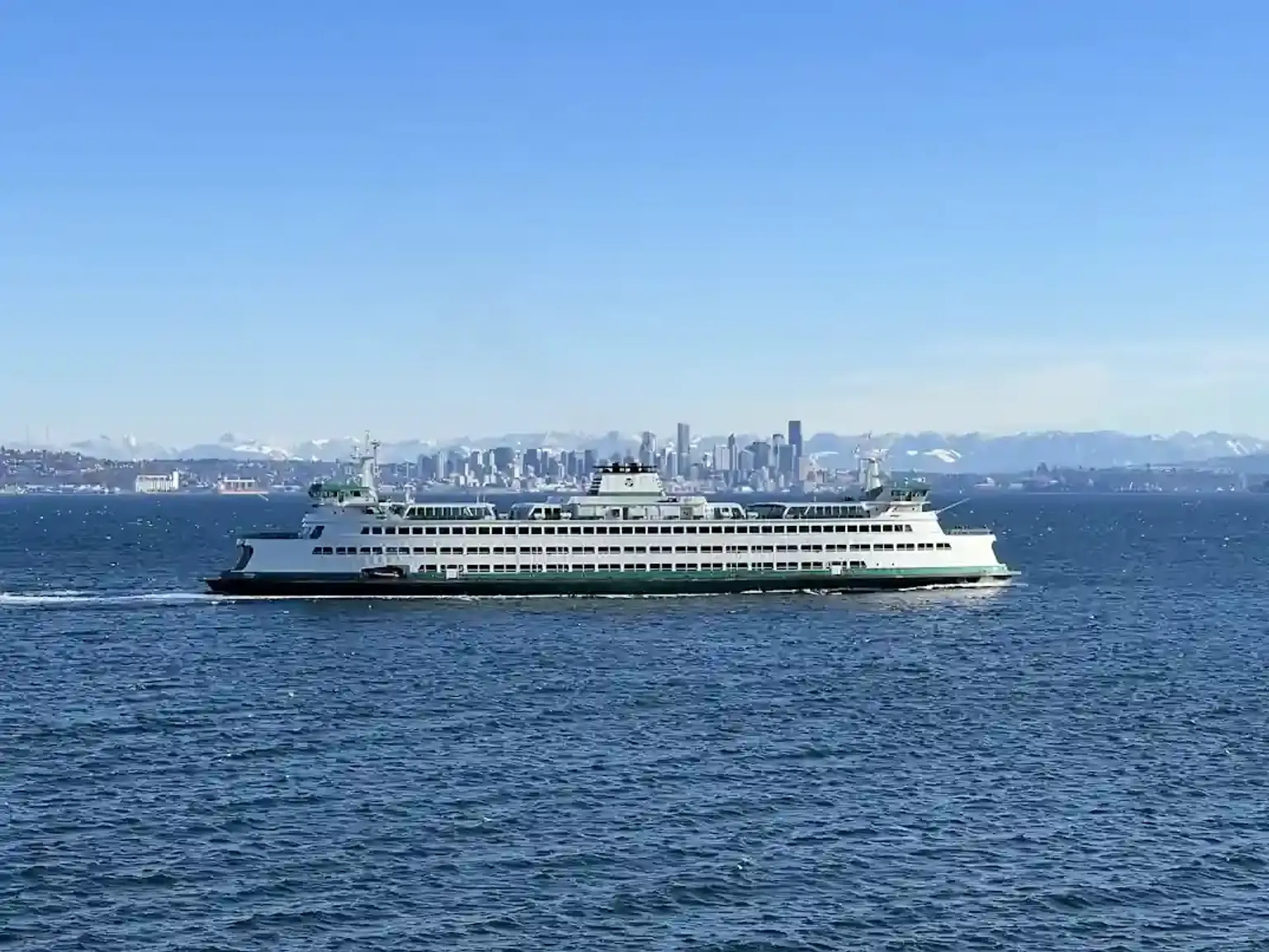 Bainbridge Island Ferry & Pike Place Food Tour