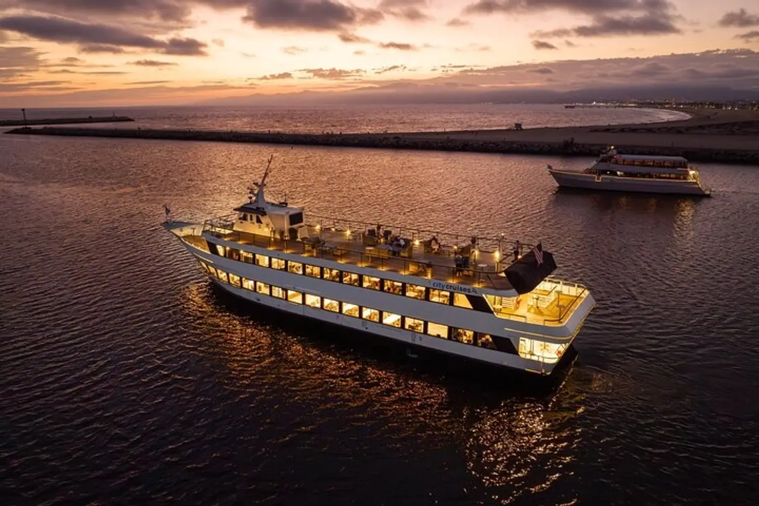 Marina Del Rey: Romantic Cruise, Dinner Charcuterie or Sushi