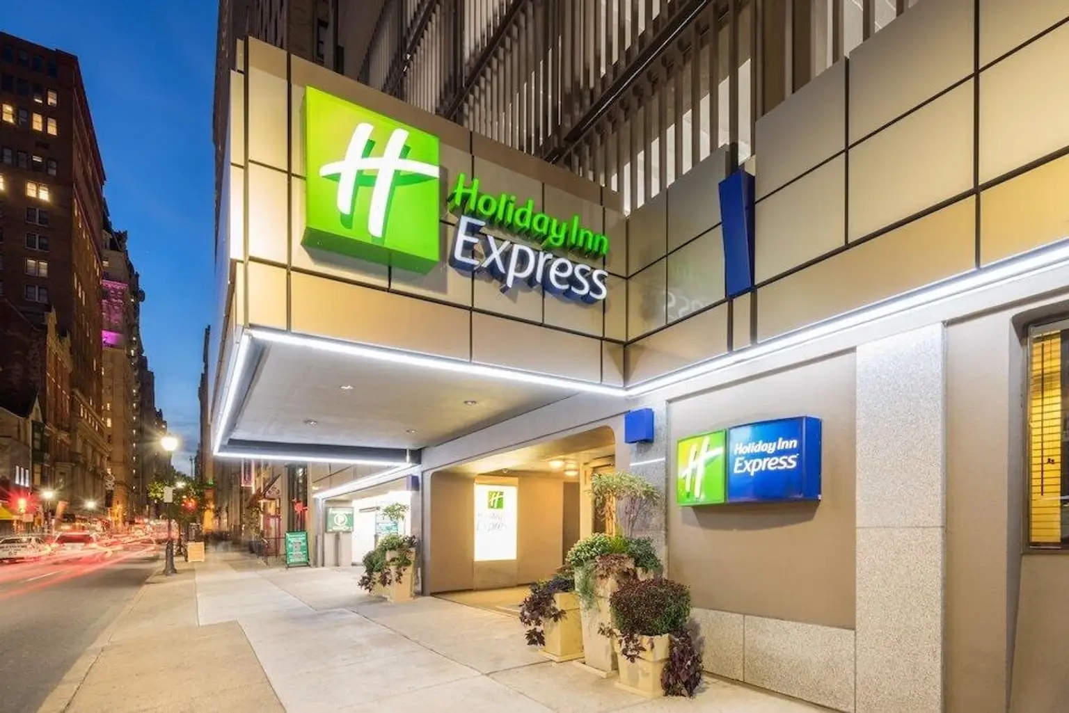 Holiday Inn Express Philadelphia-Midtown or Similar