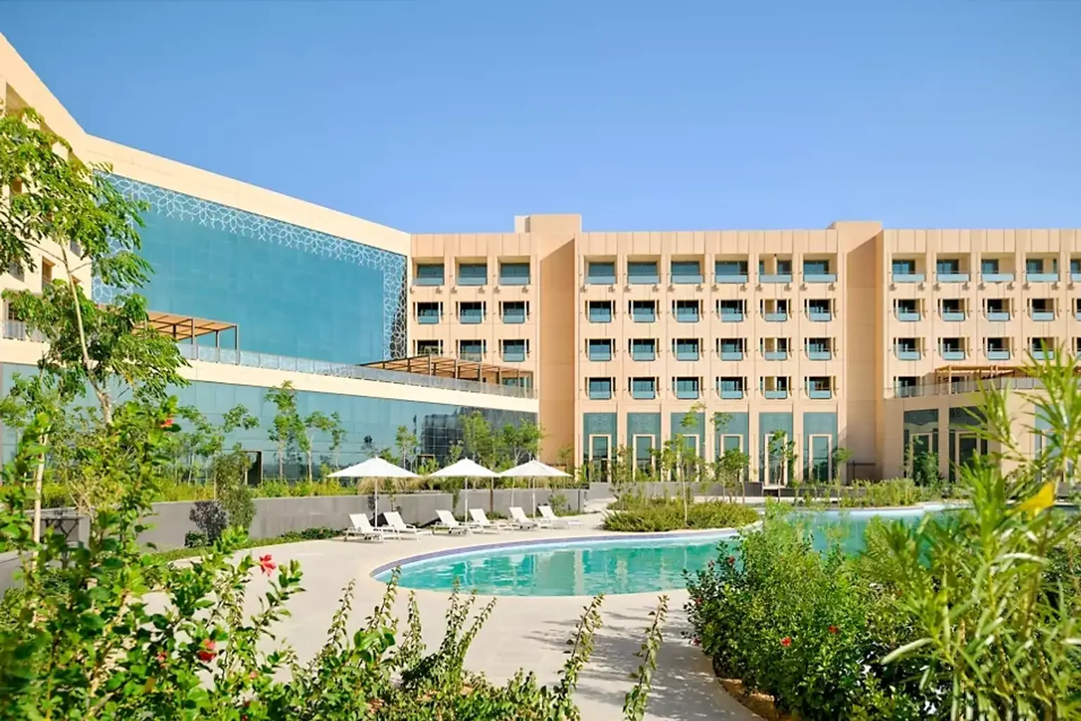 Movenpick Tahliah or similar