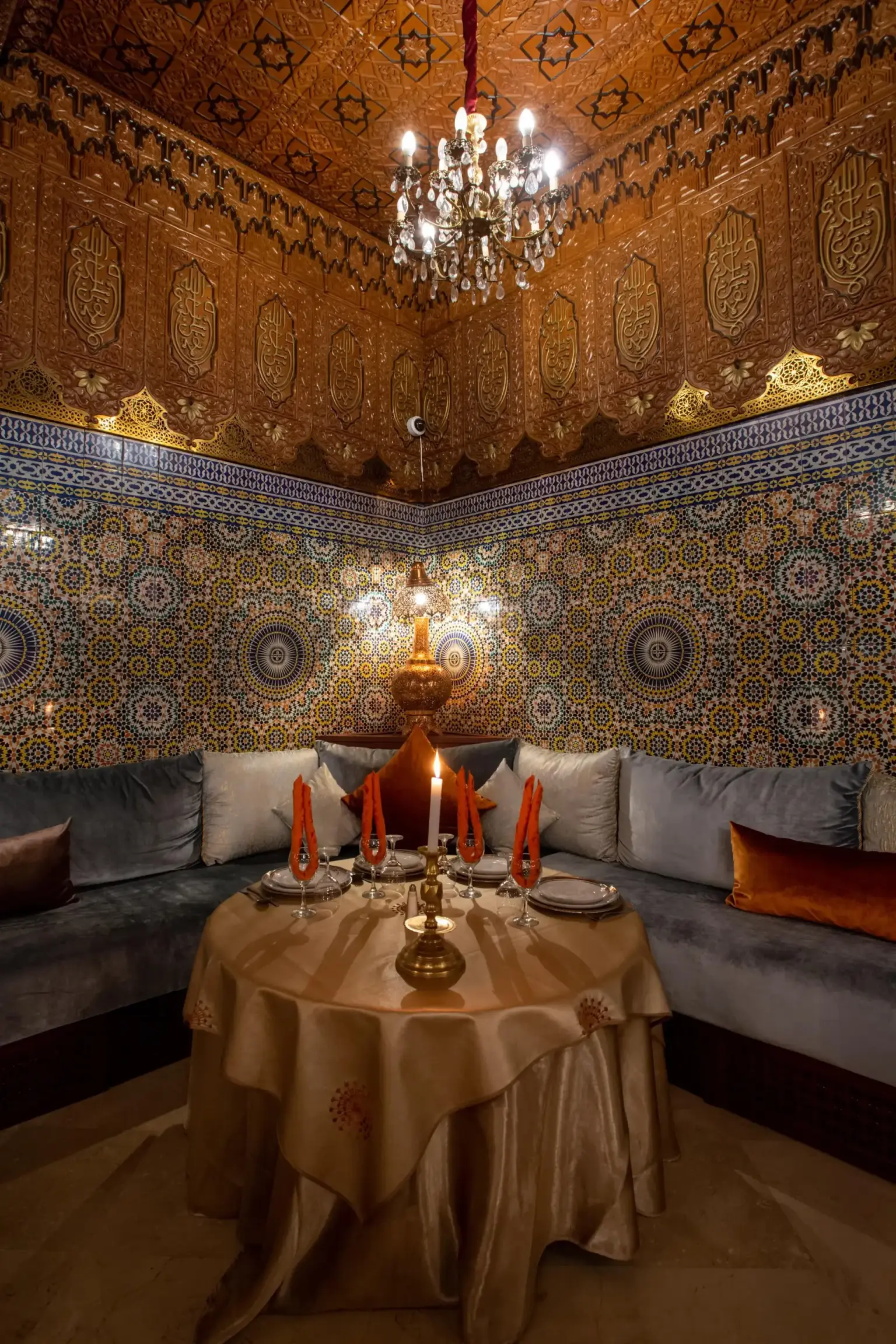 Dinner Show at Dar Essalam Restaurant