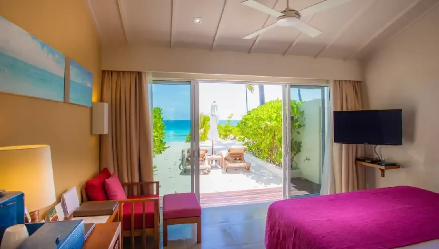 Centara Ras Fushi (Meal Plan: Full Board)