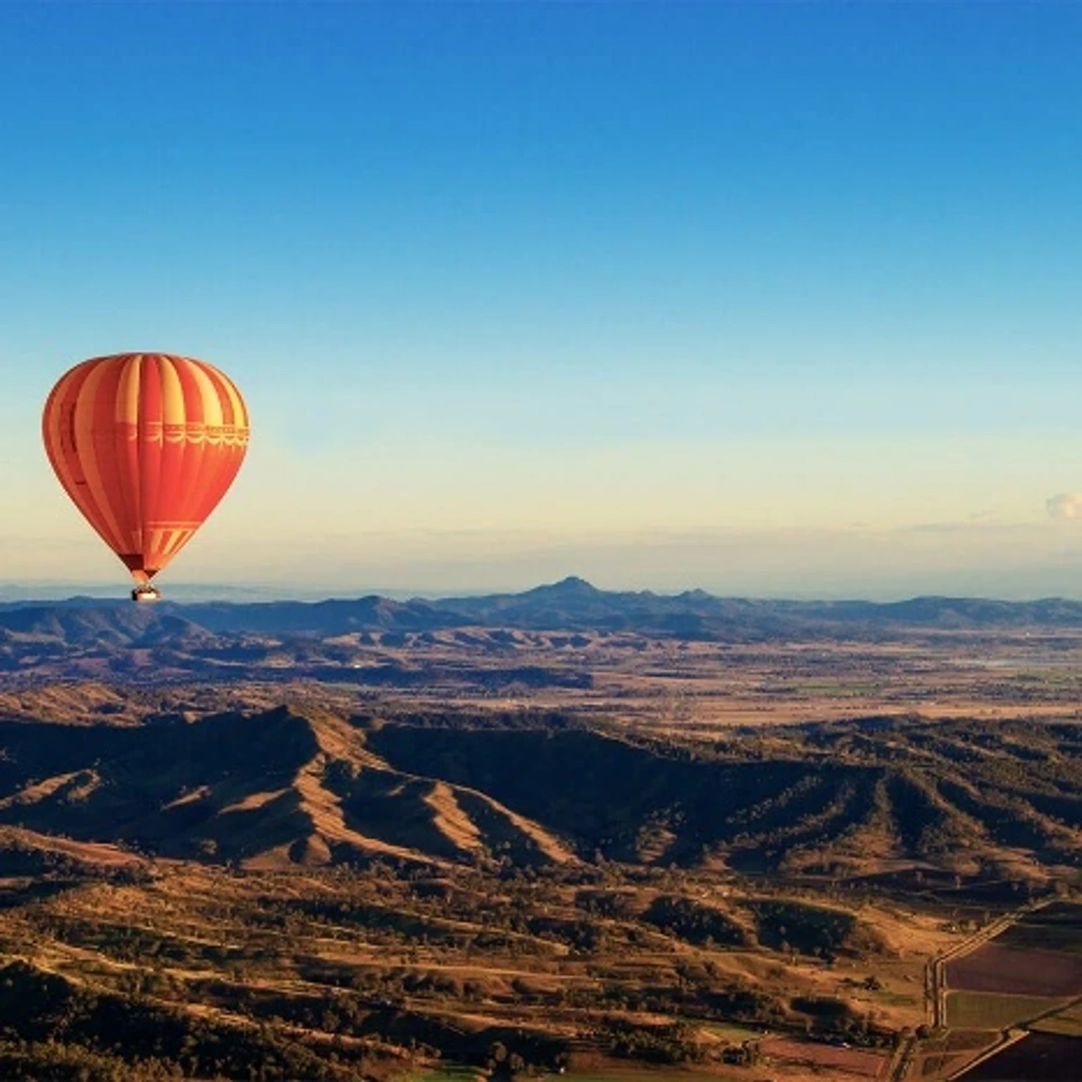 Picturesque holiday packages showcasing stunning Australian landscapes and experiences.