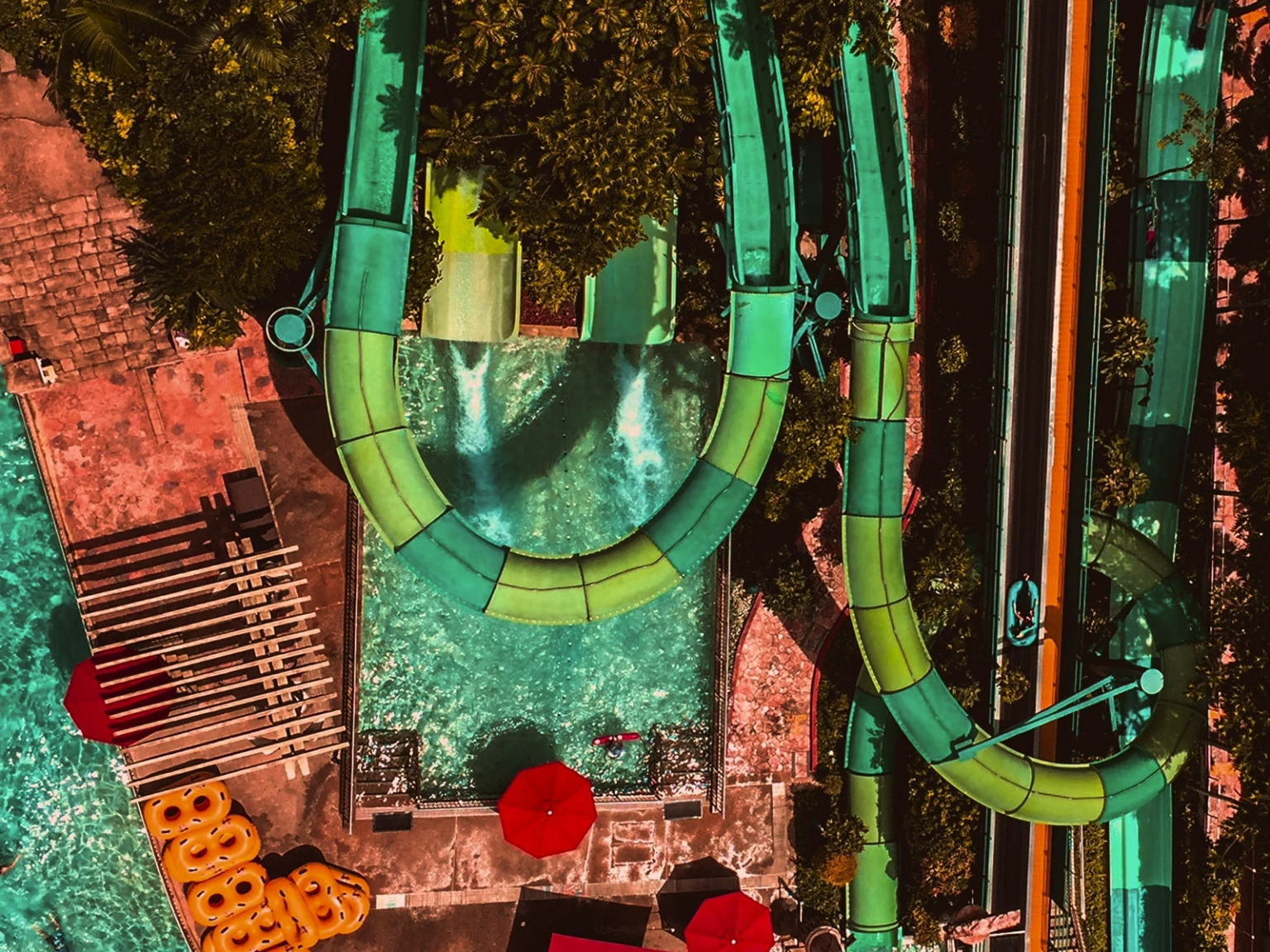 Chill & Thrill in Singapore