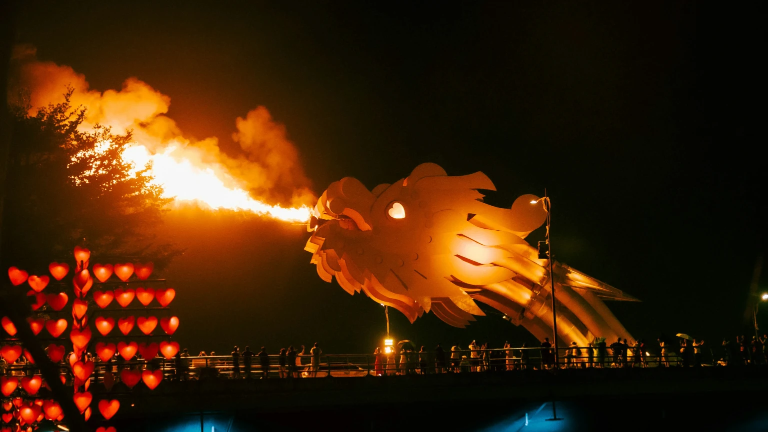 Dragon Bridge1.jpg