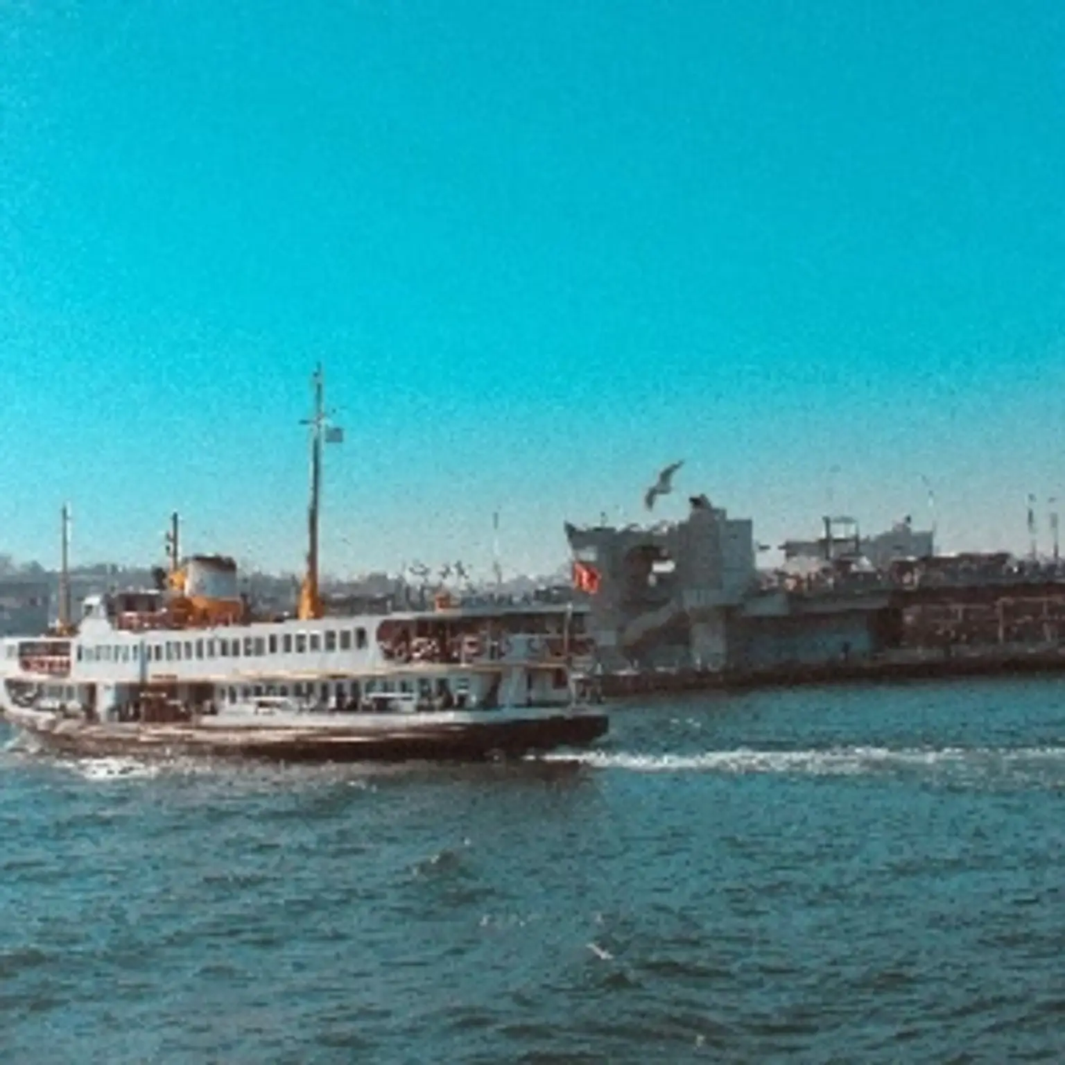 Stunning holiday packages showcasing popular European destinations with scenic landscapes and vibrant culture.