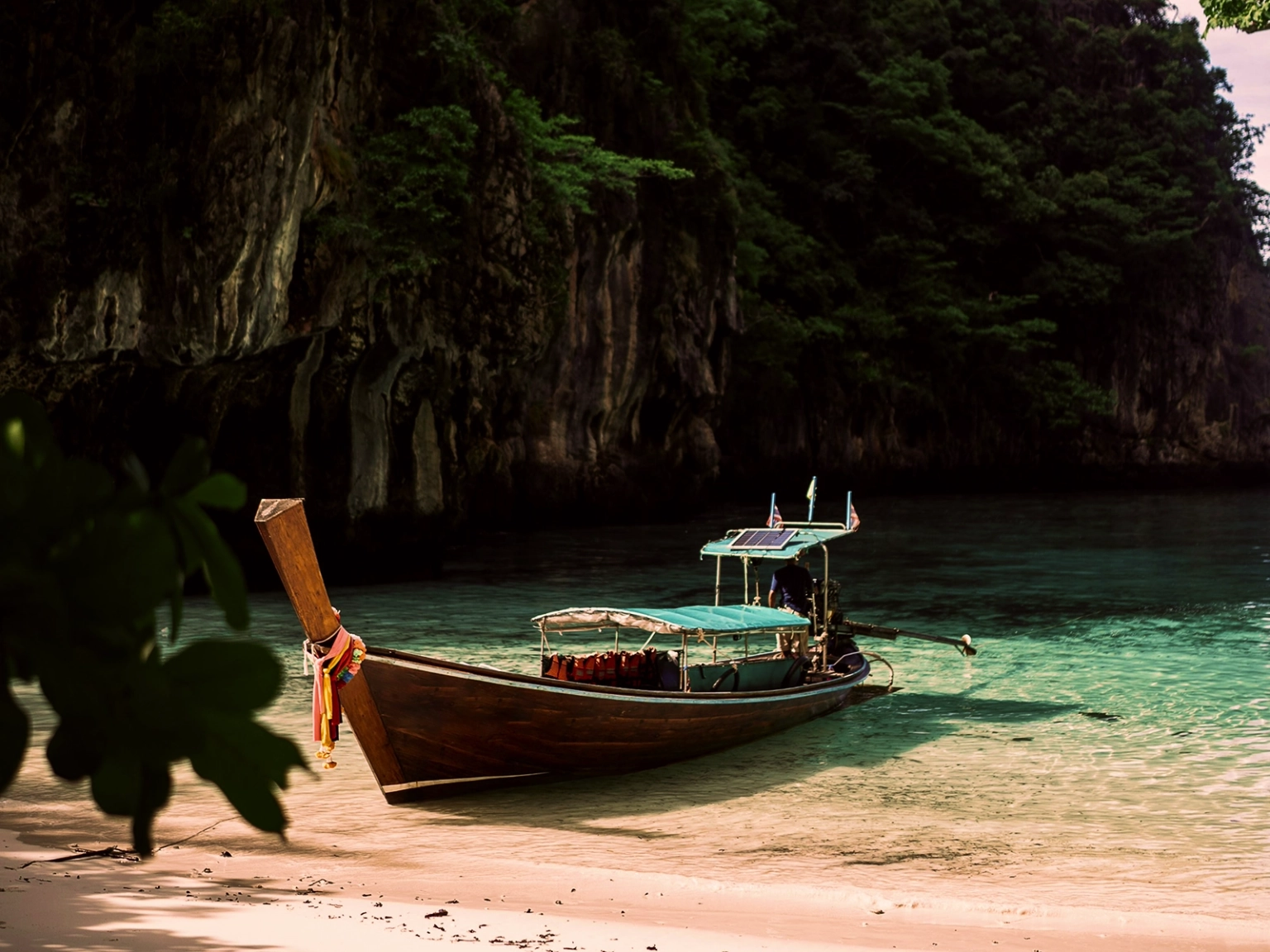 Essence of Thailand