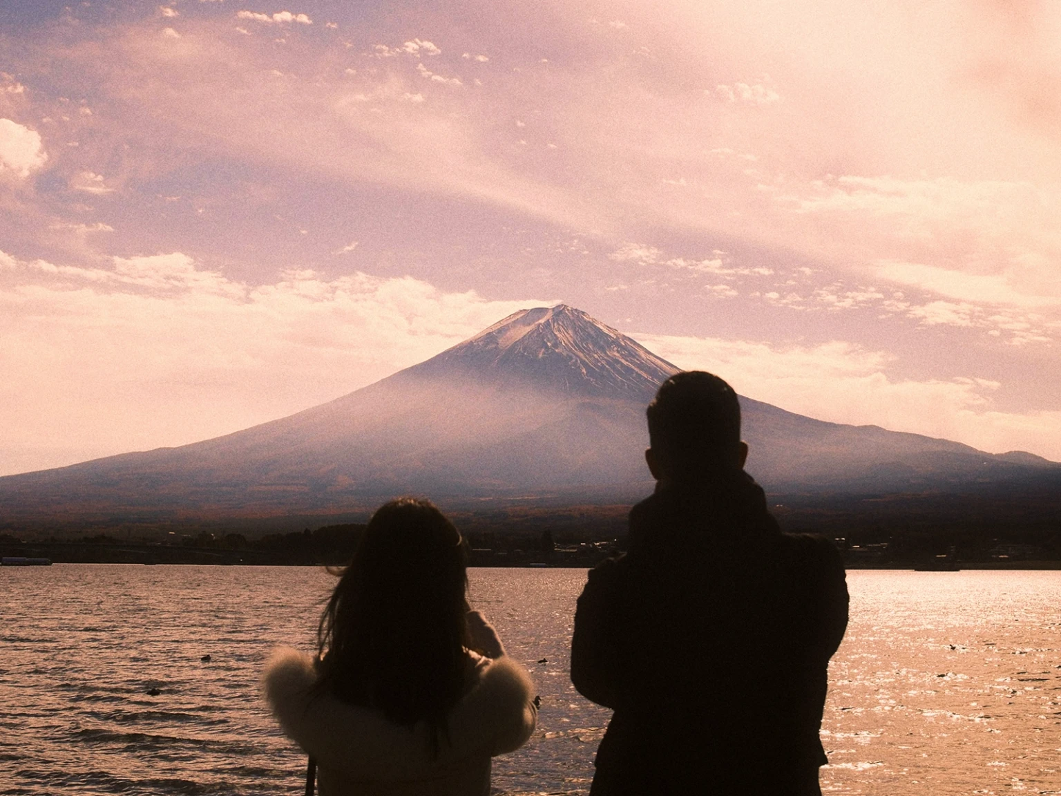 Fuji Highland Love Escape