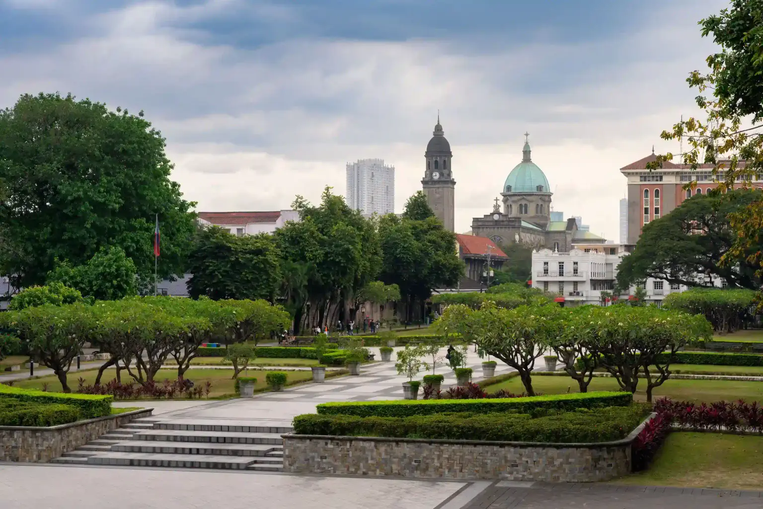 Heart-Warming Manila To Boracay Tour