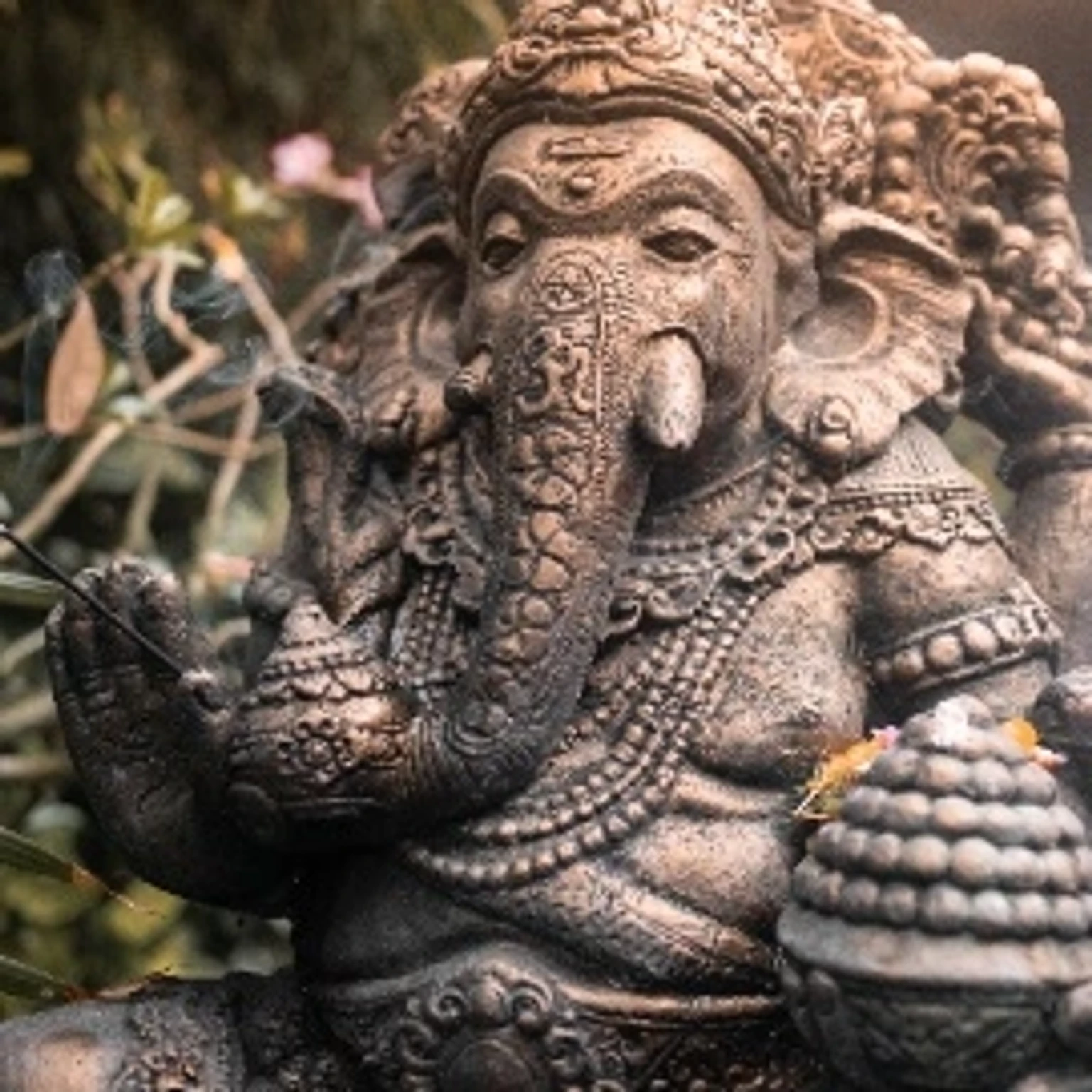 Stunning Bali holiday package featuring serene beach views and tropical landscapes.