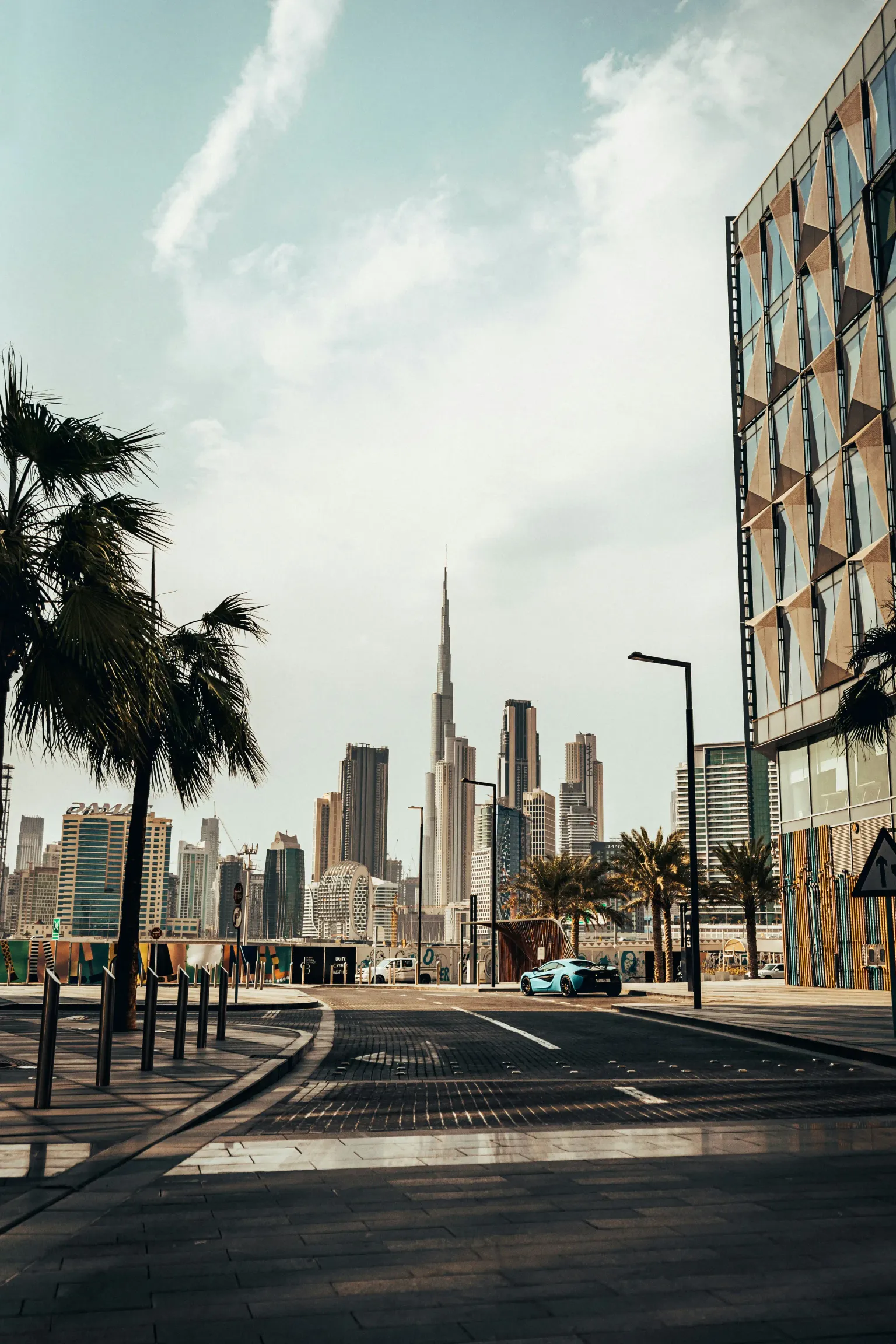 Dubai & Abu Dhabi Marvels