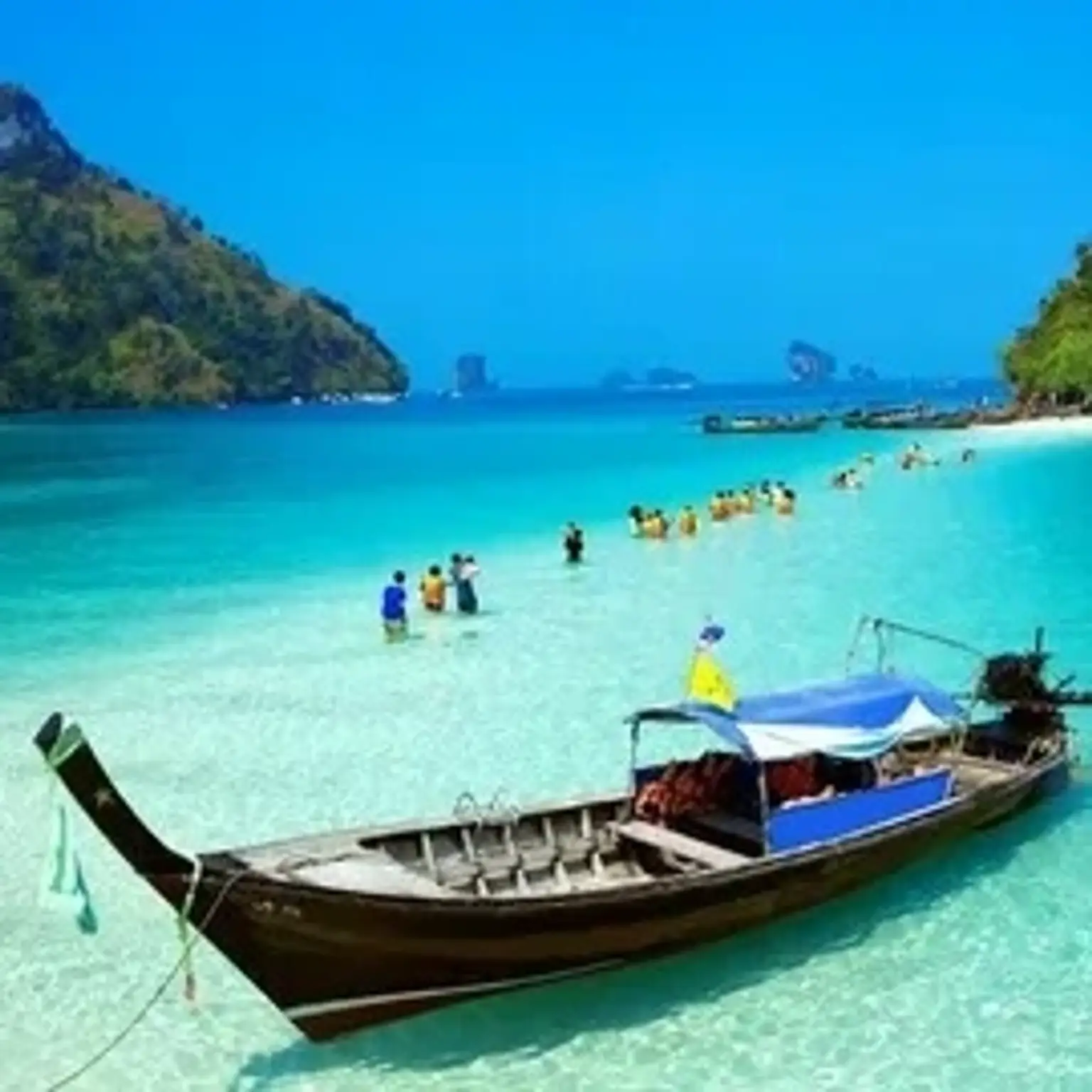 Tropical holiday package featuring stunning beach views and vibrant scenery in Thailand.
