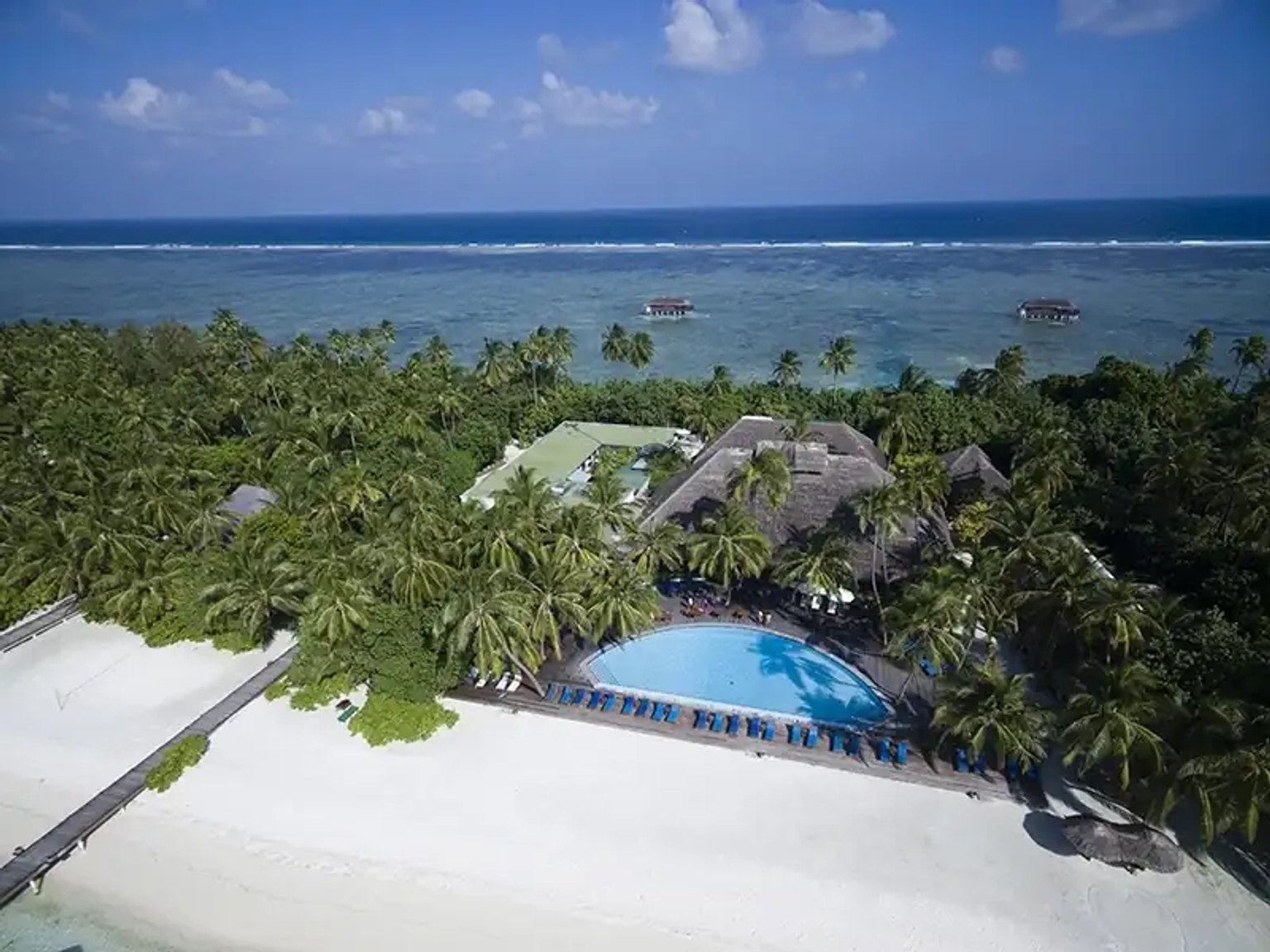 Medhufushi With Friends