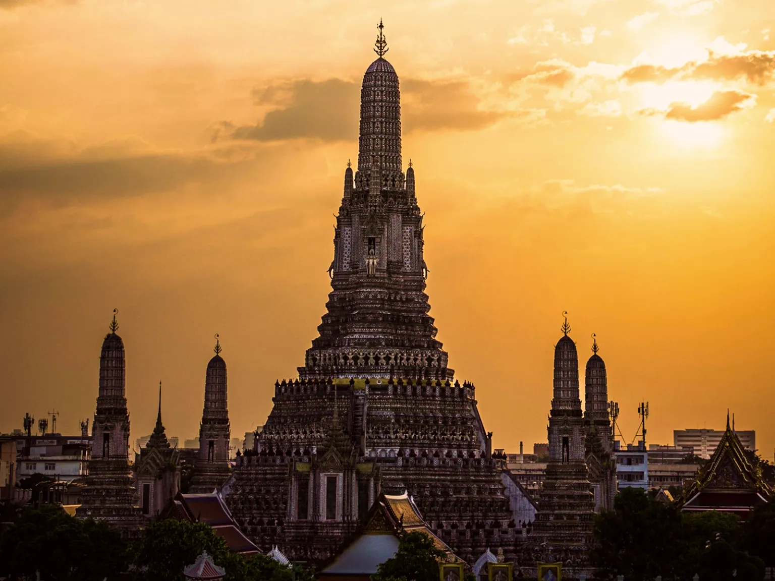 Thai Cultural Discovery