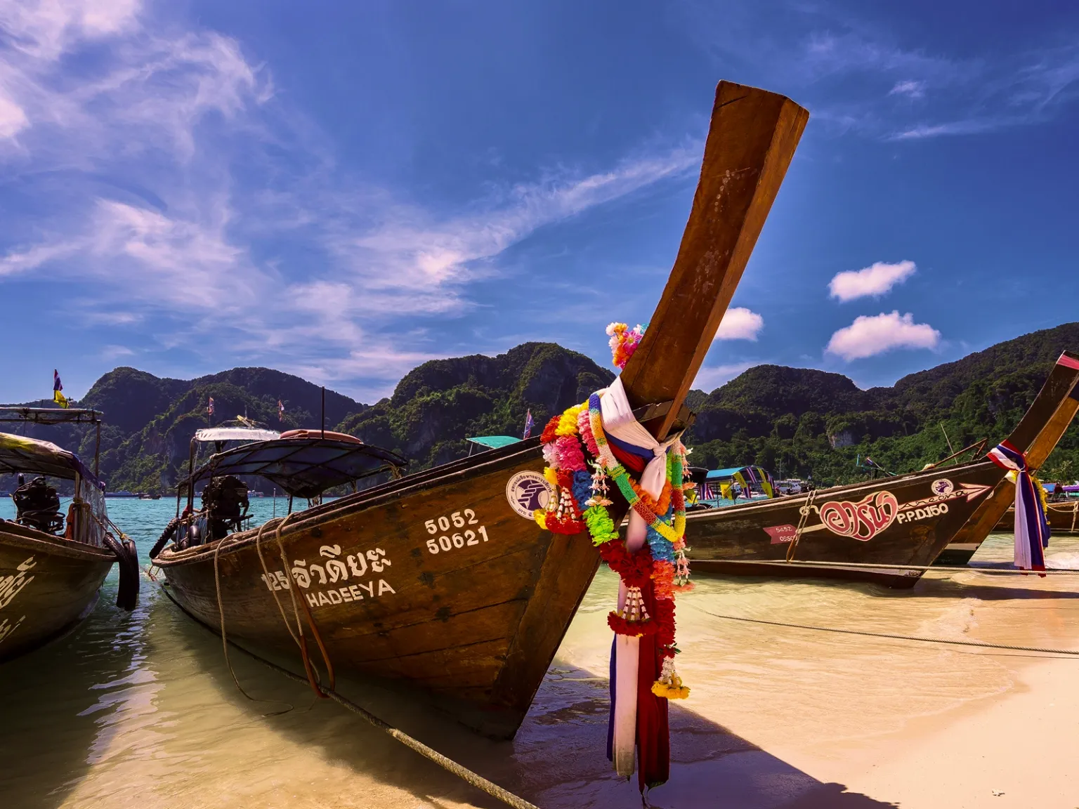Thai Family Unwind