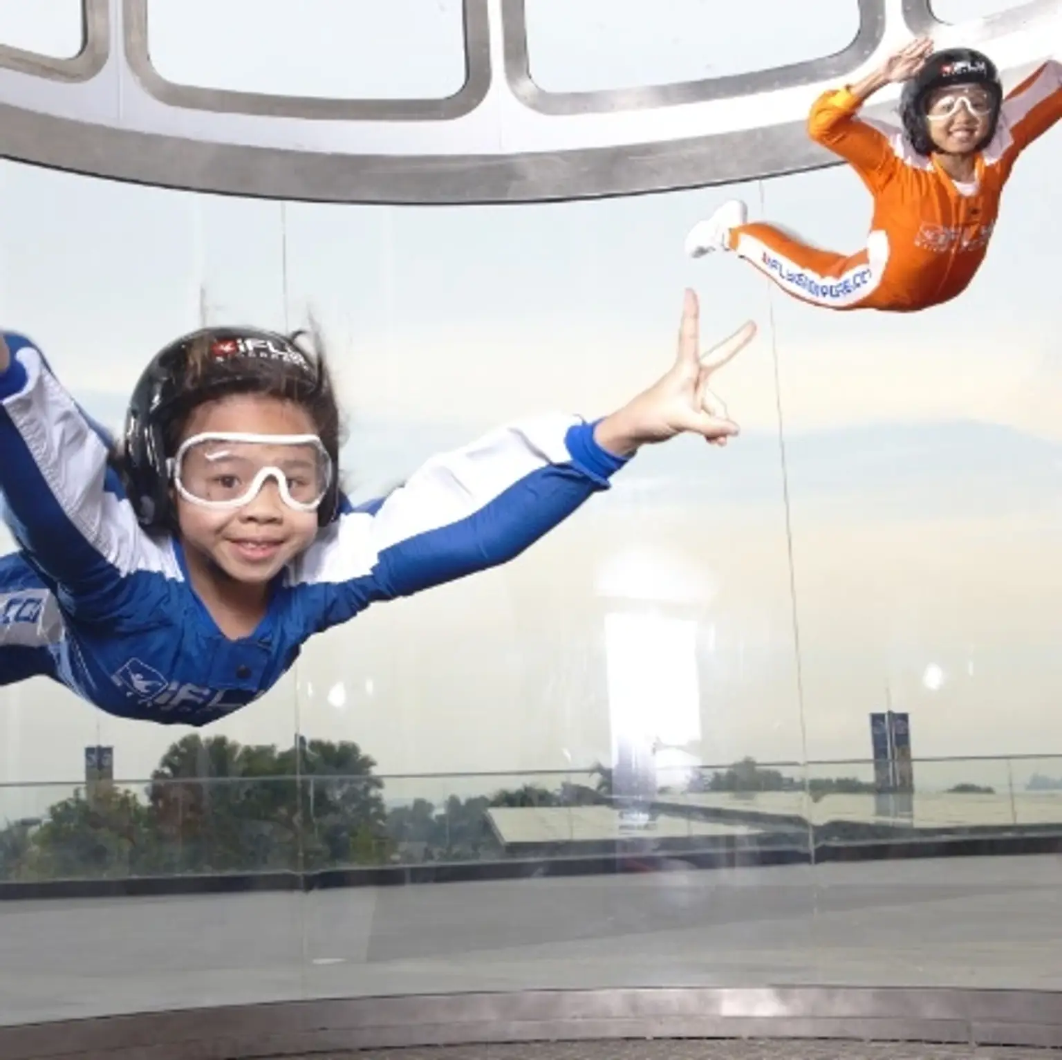 Holiday packages showcasing attractions and experiences in Singapore.