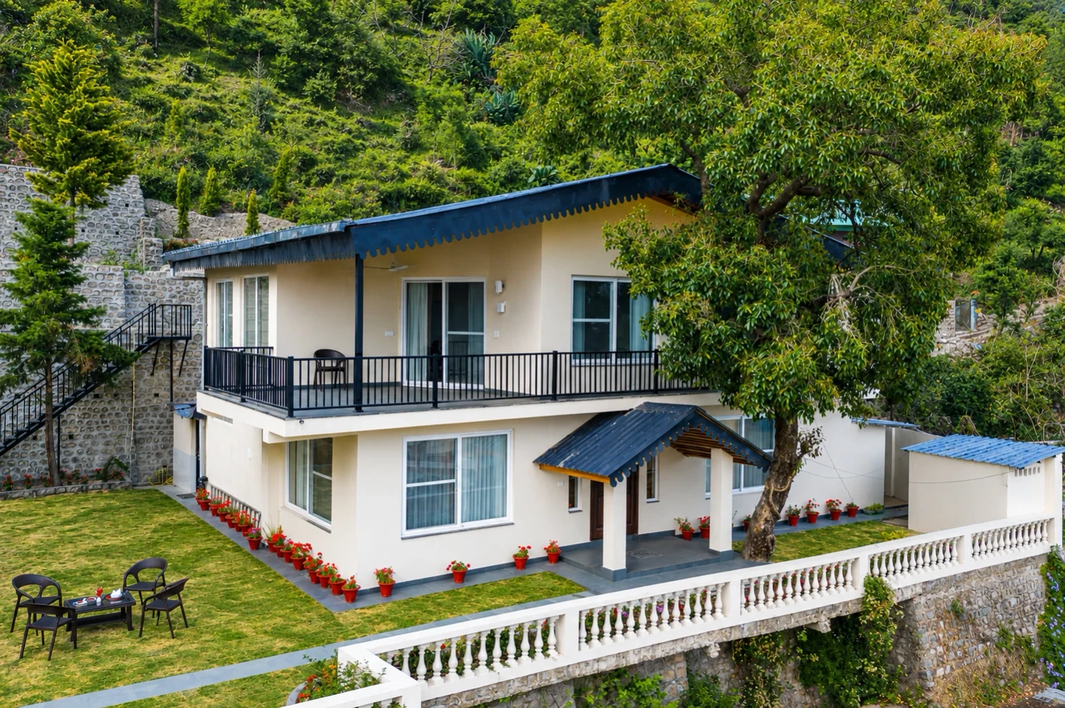 Twin Chalets