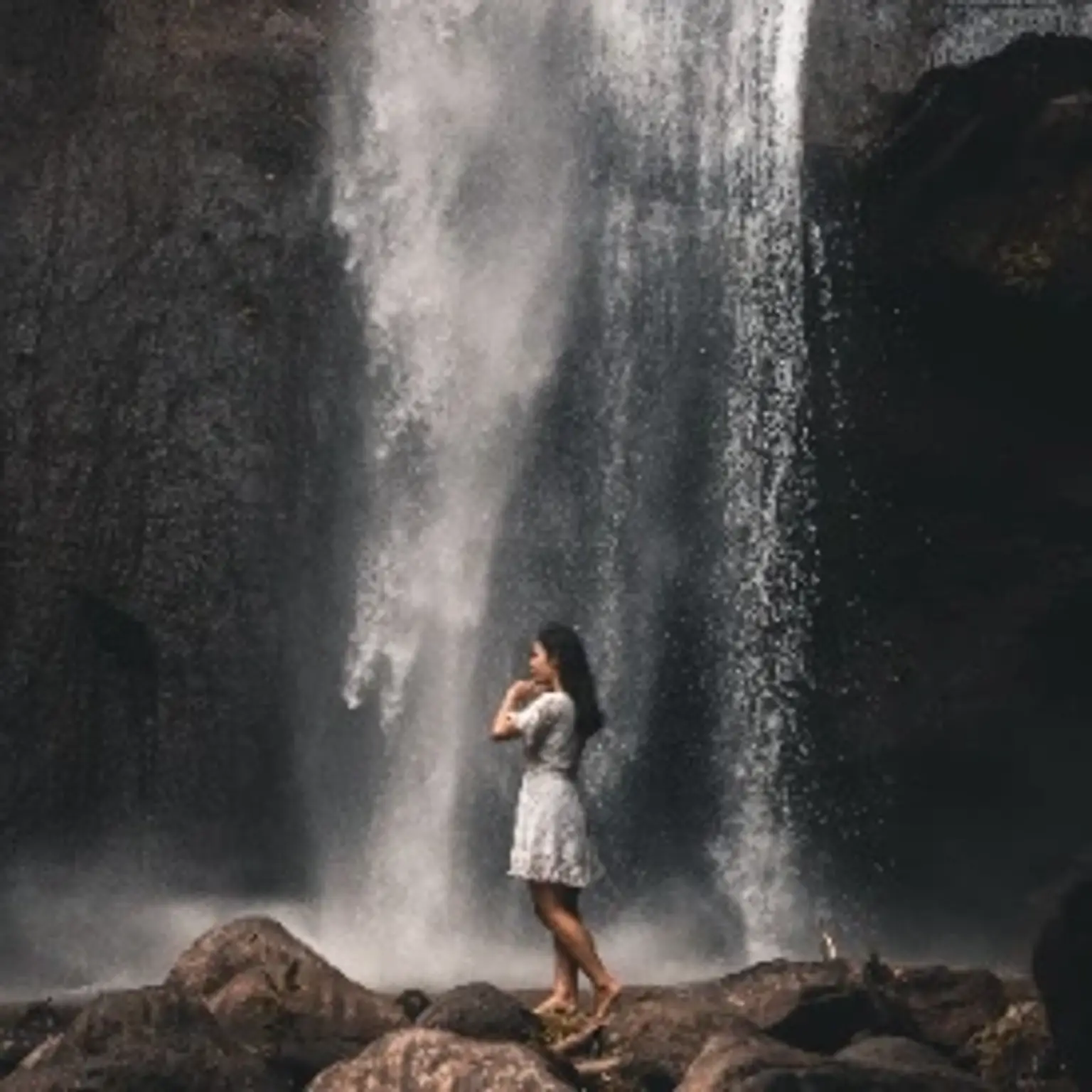 "Colorful image showcasing an enticing holiday package to Bali, featuring tropical landscapes and vibrant accommodations."