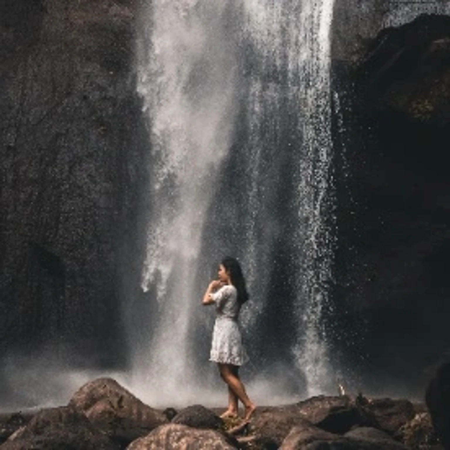 "Colorful image showcasing an enticing holiday package to Bali, featuring tropical landscapes and vibrant accommodations."